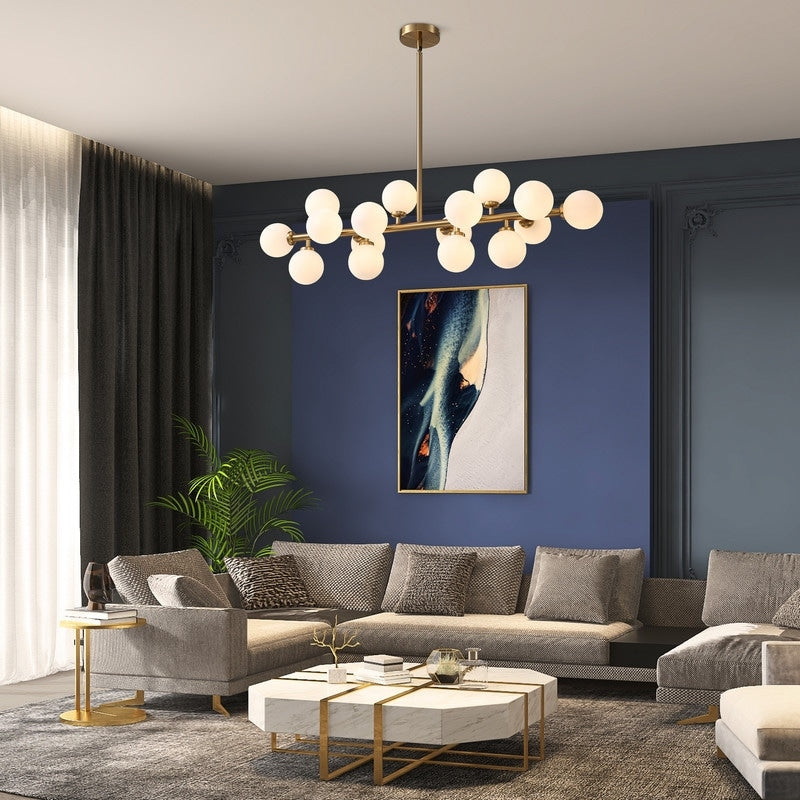 Lustre linéaire moderne du milieu du siècle de 40 po, suspension Spoutnik à 16 ampoules en laiton doré avec globe en verre dépoli pour salle à manger