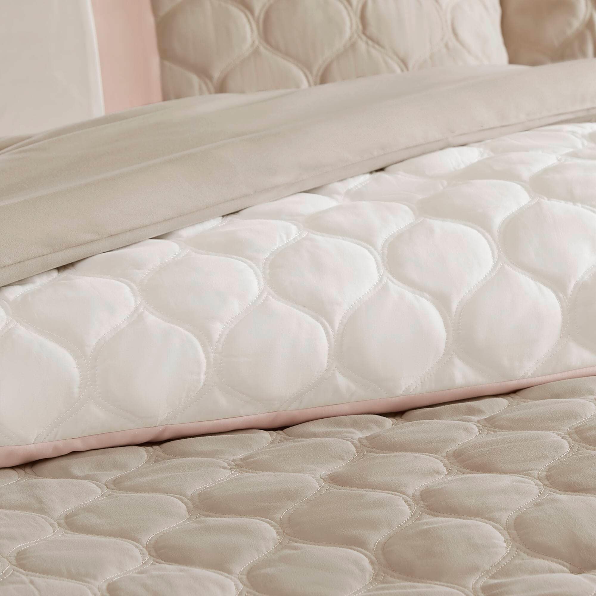 Ensemble de couette Josefina 8 pièces 510 Design