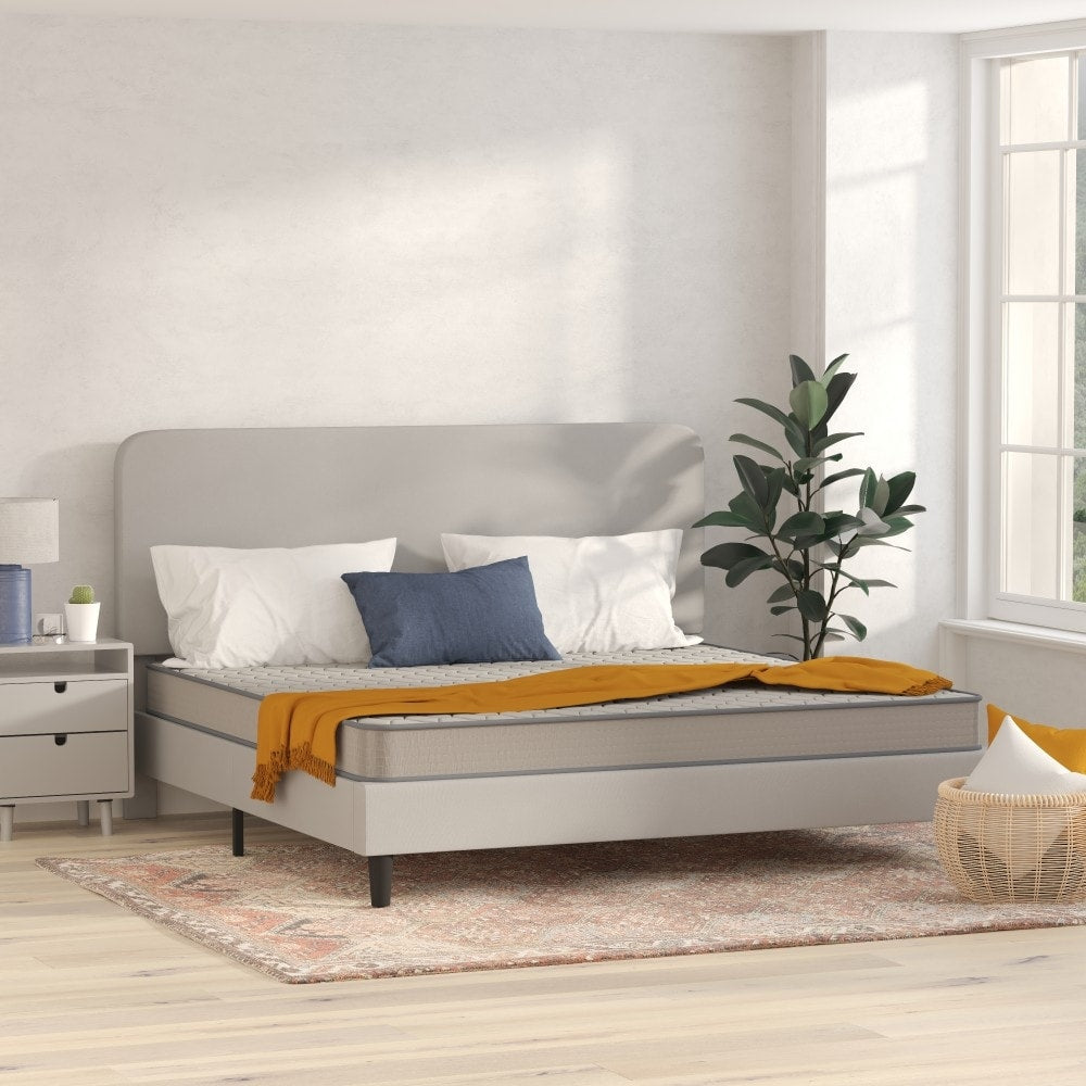Matelas hybride à ressorts et plateau moyen