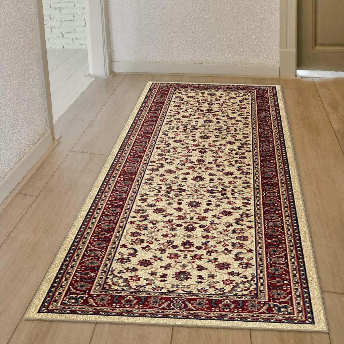 Tapis à motif sarouk floral traditionnel Caroline d'Admire Home Living