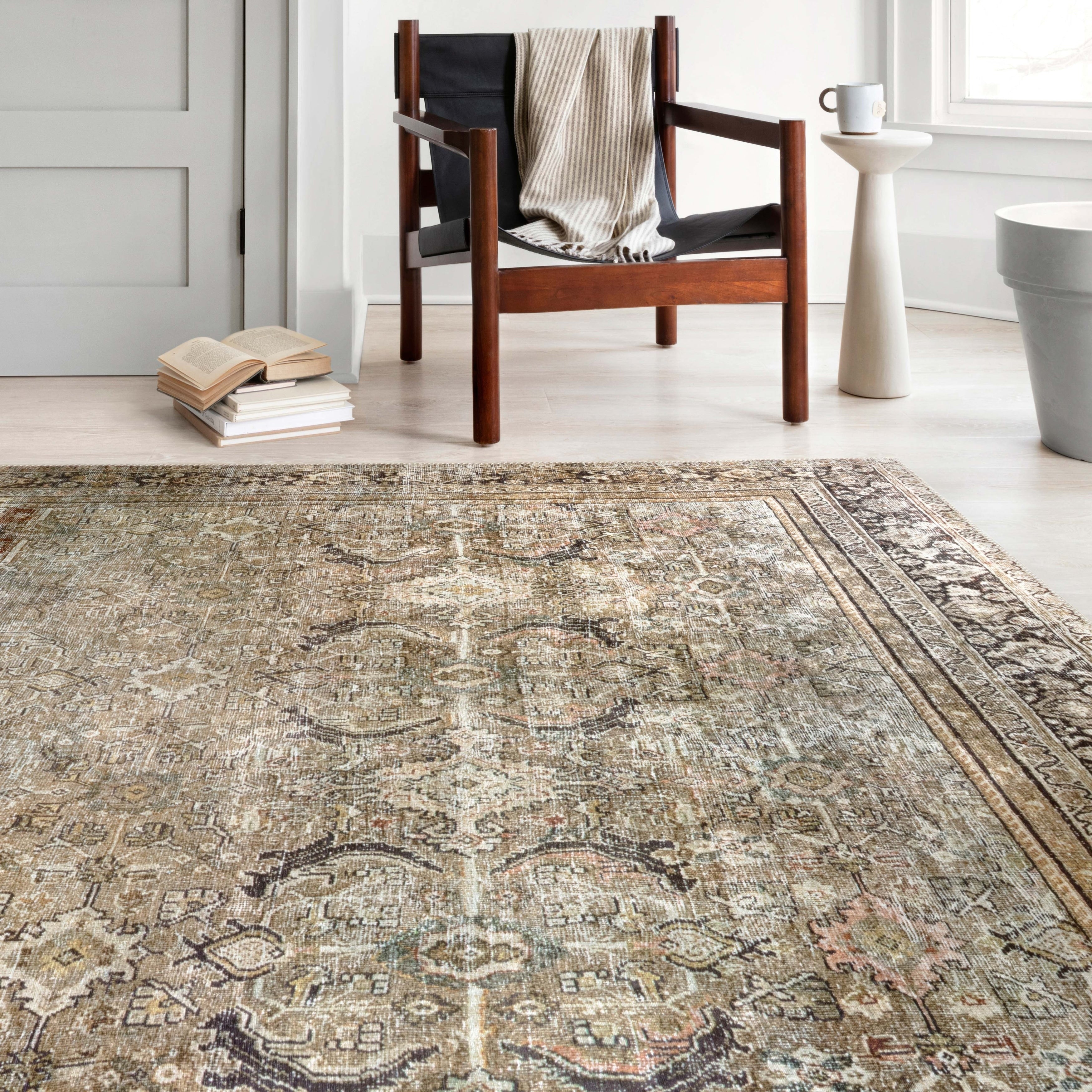 Tapis imprimé oriental ton olive Isabelle d'Alexander Home