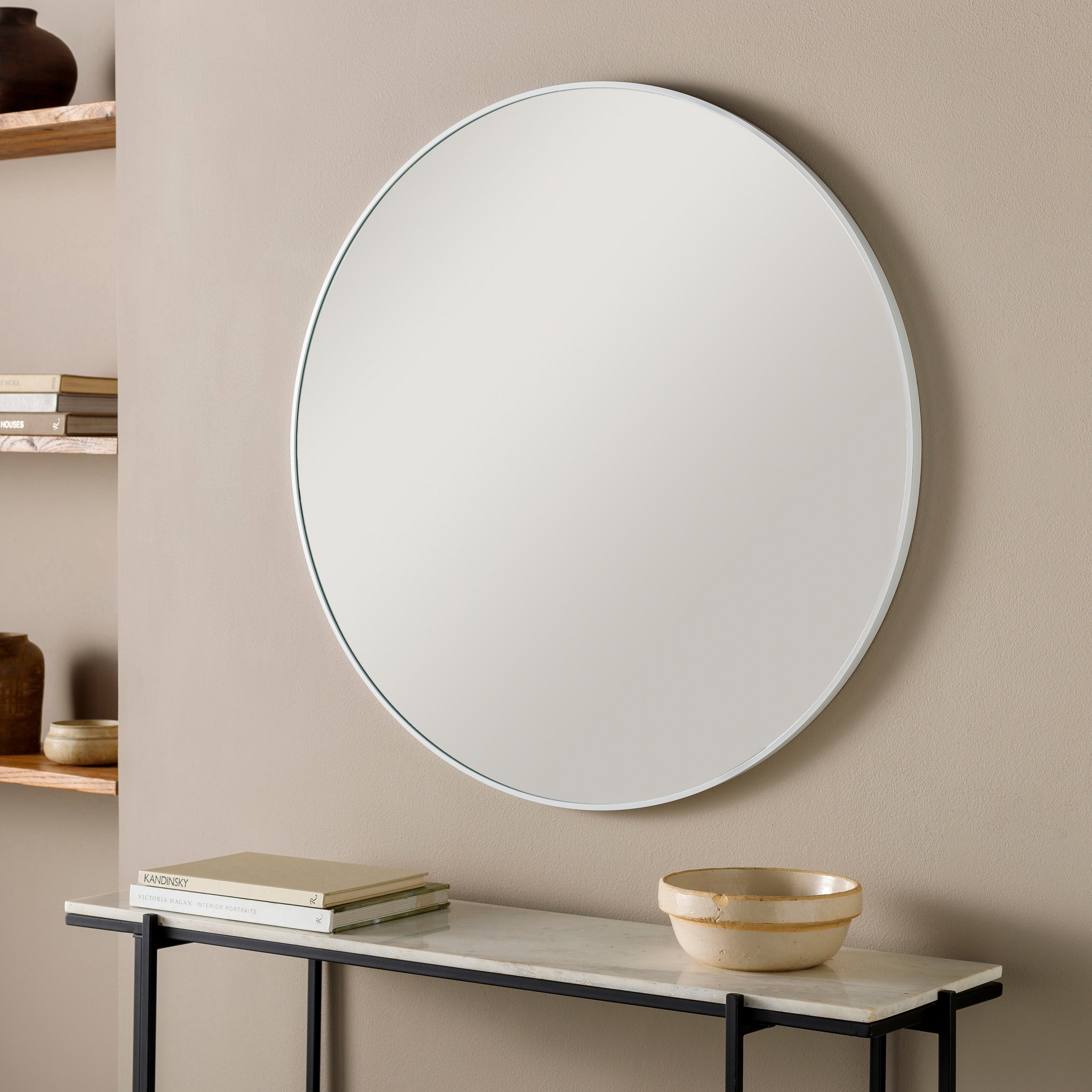 Miroir d'appoint rond en aluminium moderne Livabliss Aranya