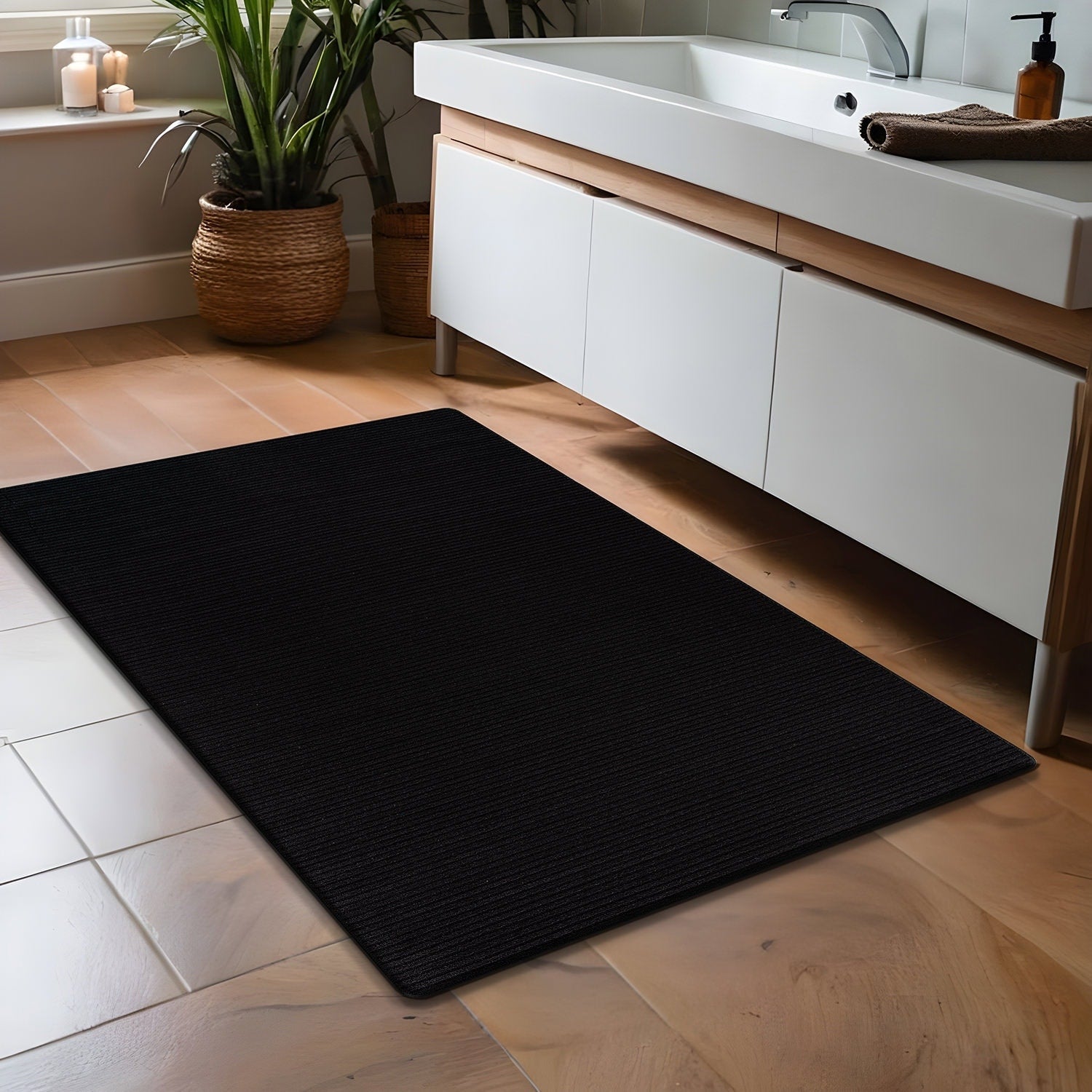Tapis d'intérieur lavable et antidérapant Beverly Rug, couleur unie