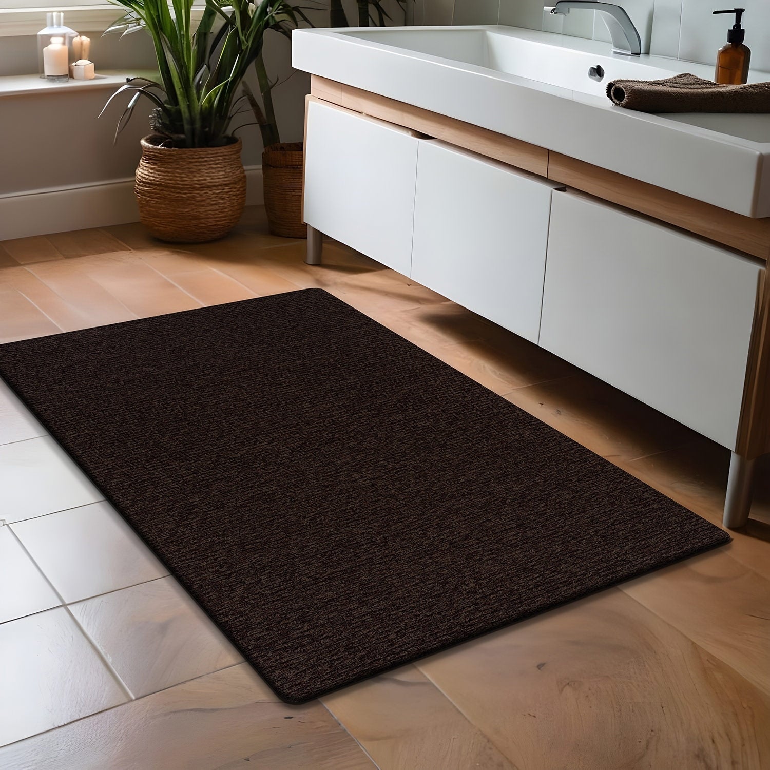 Tapis d'intérieur lavable et antidérapant Beverly Rug, couleur unie