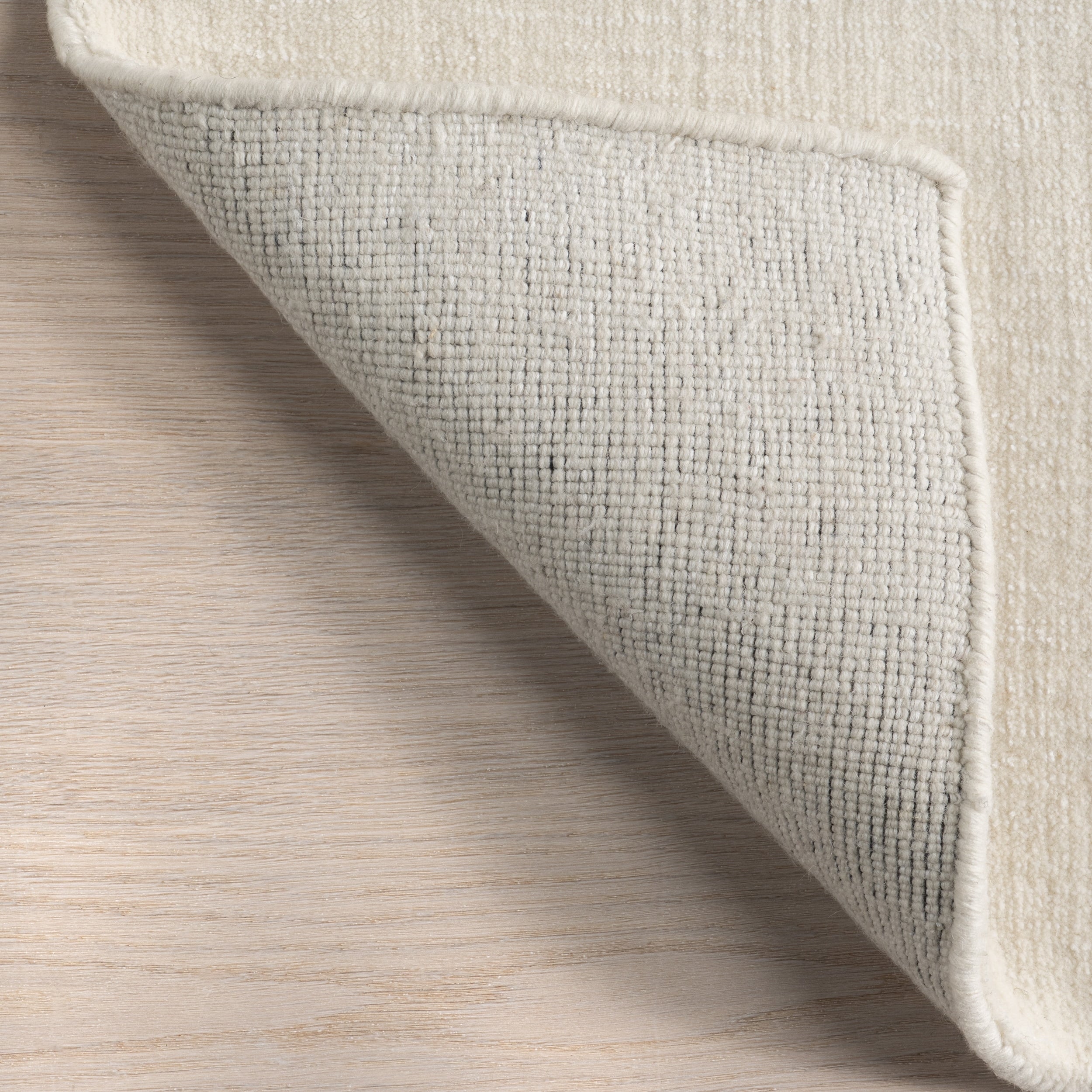 Tapis Nuloom Arrel en laine mélangée mouchetée