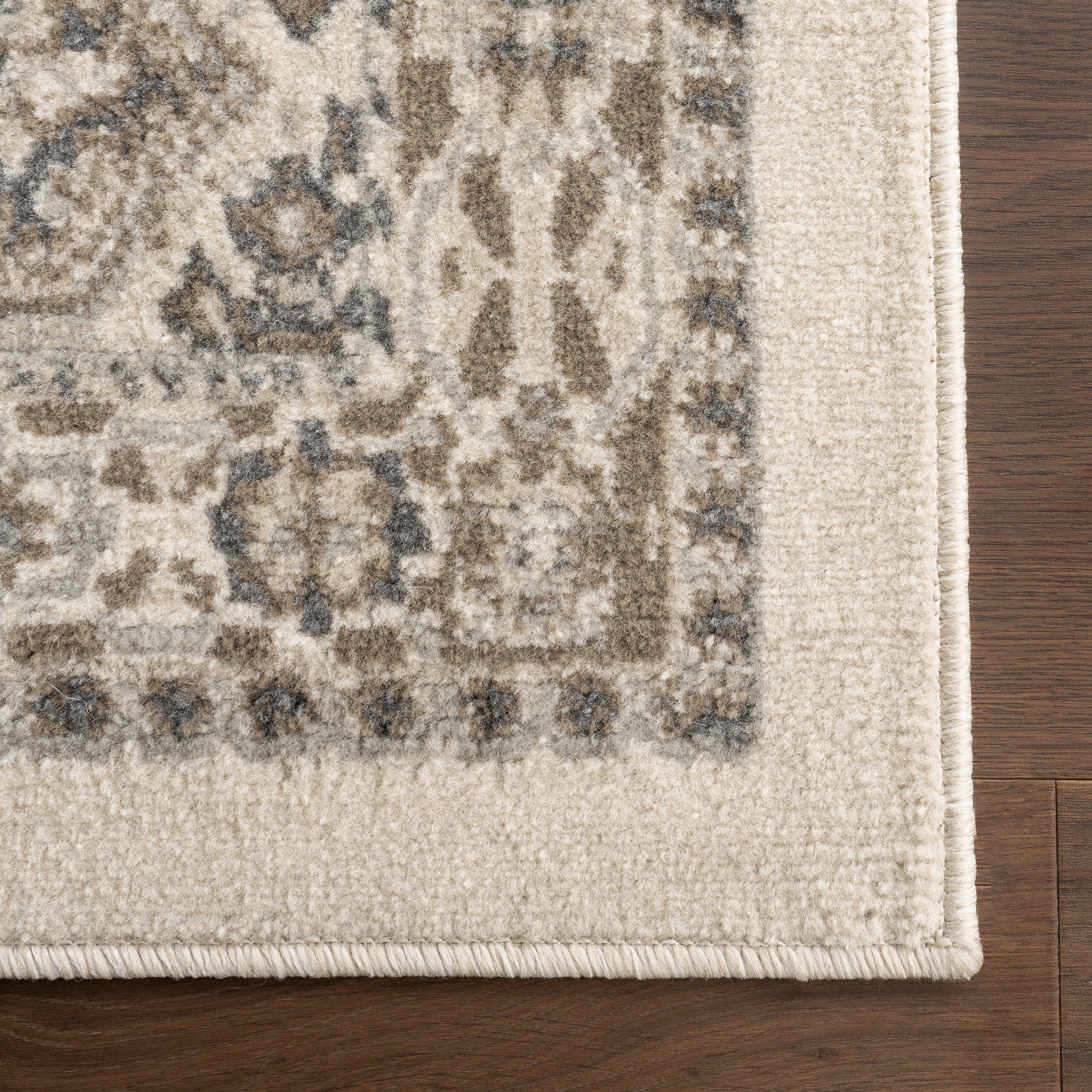 Tapis carrelé traditionnel Nuloom Becca