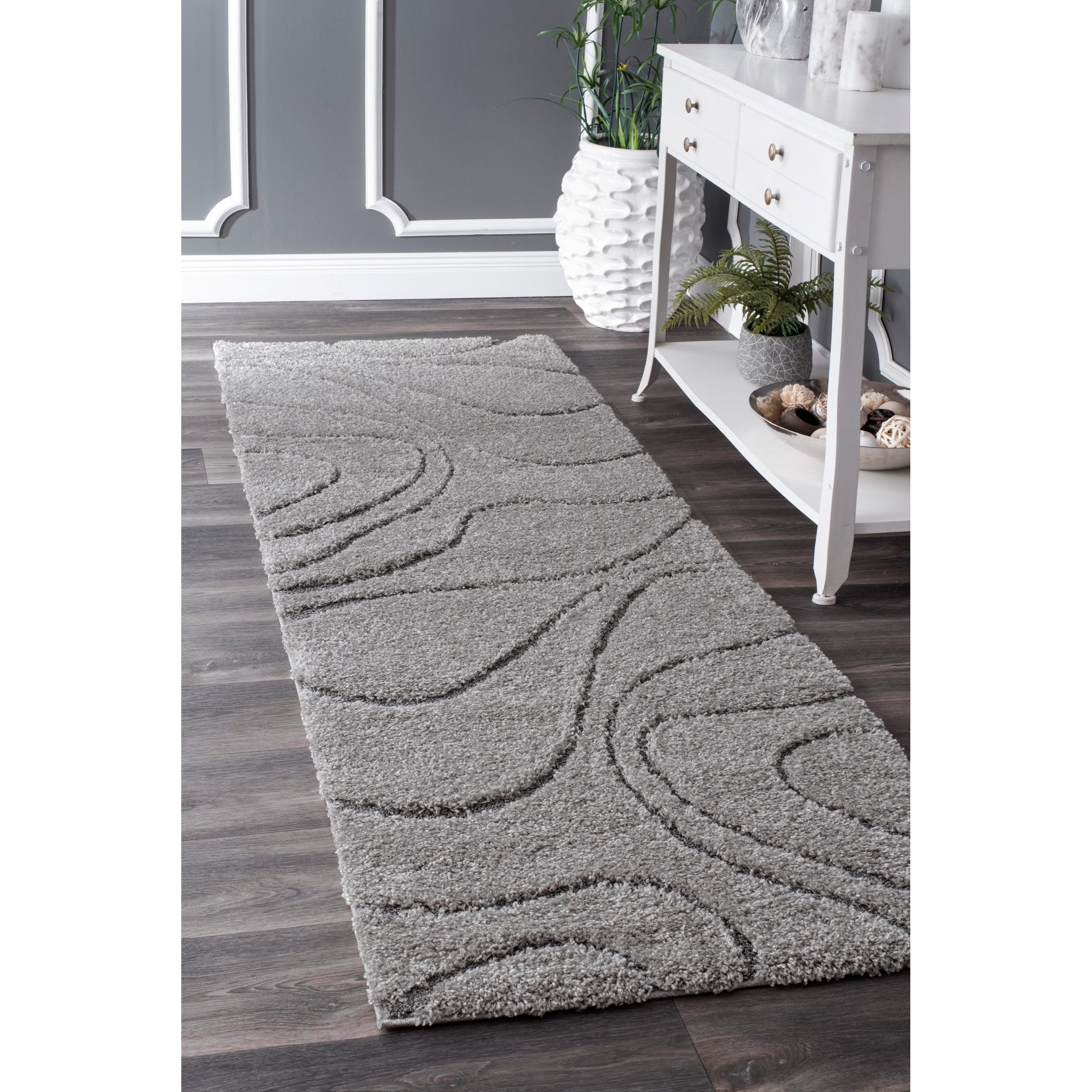 Tapis Shag contemporain Nuloom Krista à motifs tourbillonnants