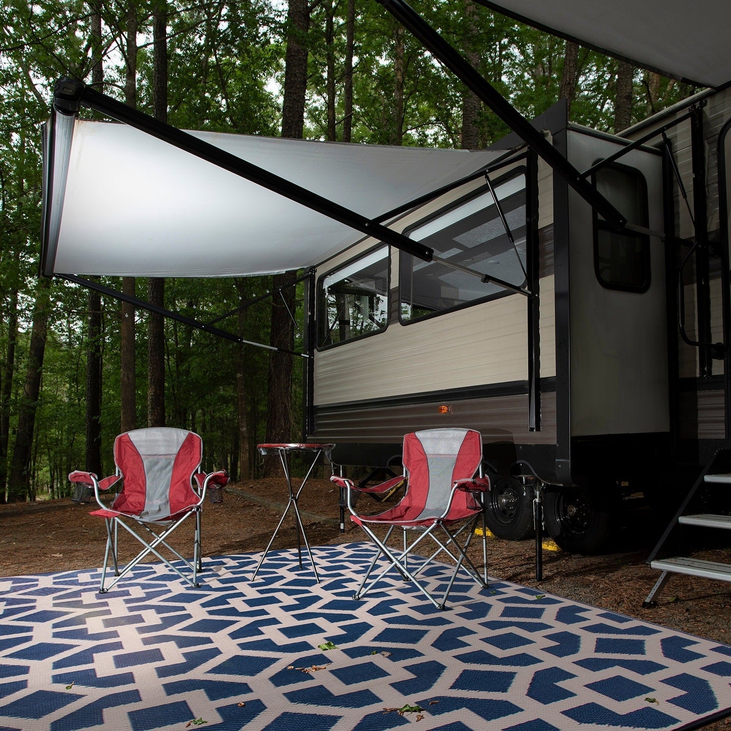 Tapis d'extérieur réversibles en plastique à motifs géométriques contemporains