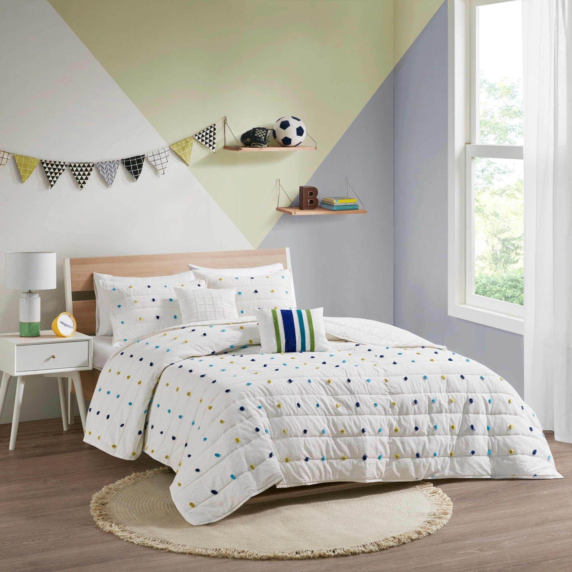 Parure de lit en jacquard de coton à pompons Ensley pour enfants, design intelligent, avec coussins décoratifs