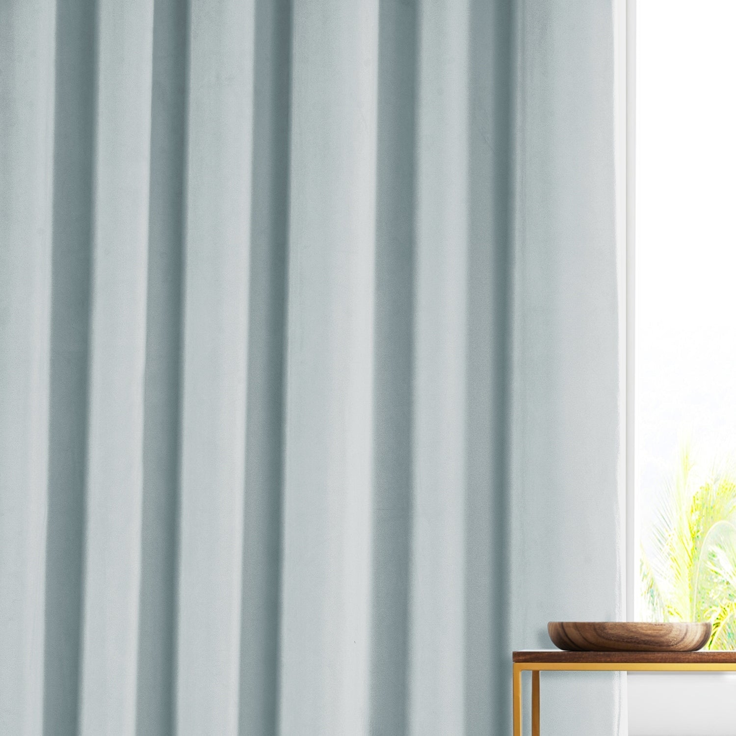 Rideaux occultants en velours moelleux Signature Exclusive Fabrics pour hôtel (1 panneau) - Draperie douce et luxueuse pour un contrôle de la lumière et une élégance optimale