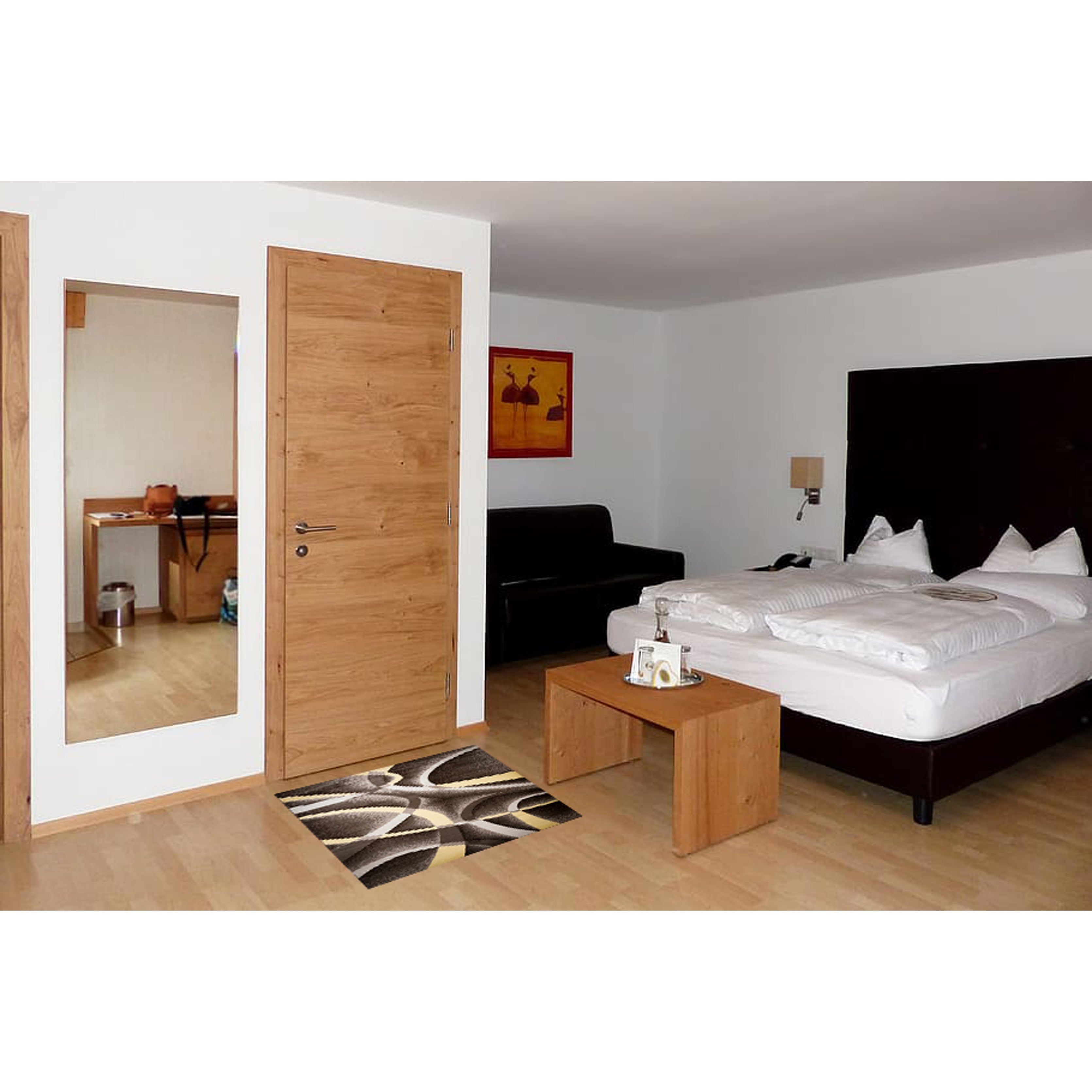 Tapis Conwy en polypropylène de la collection Frize