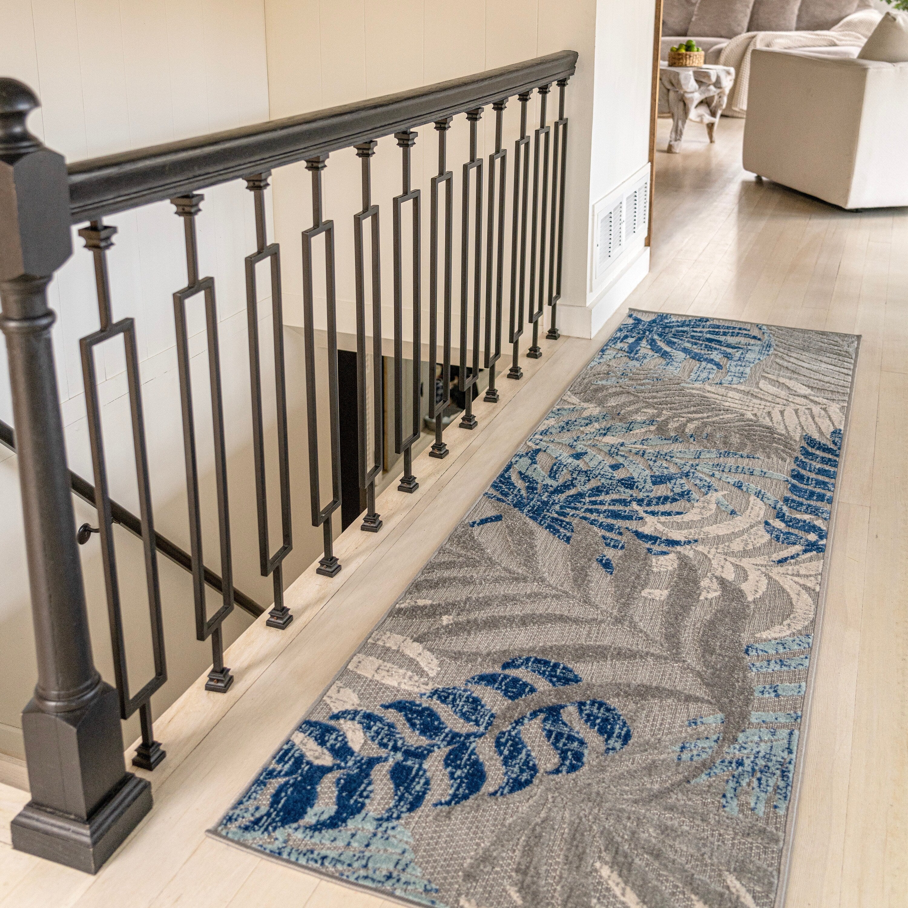 Tapis d'intérieur/extérieur à feuilles de palmier JONATHAN Y Aydin