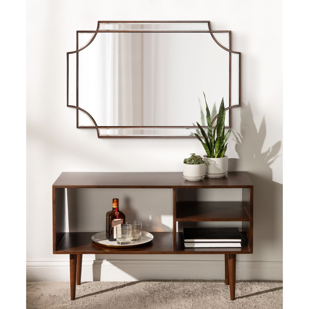 Miroir mural décoratif traditionnel encadré Kate et Laurel Minuette