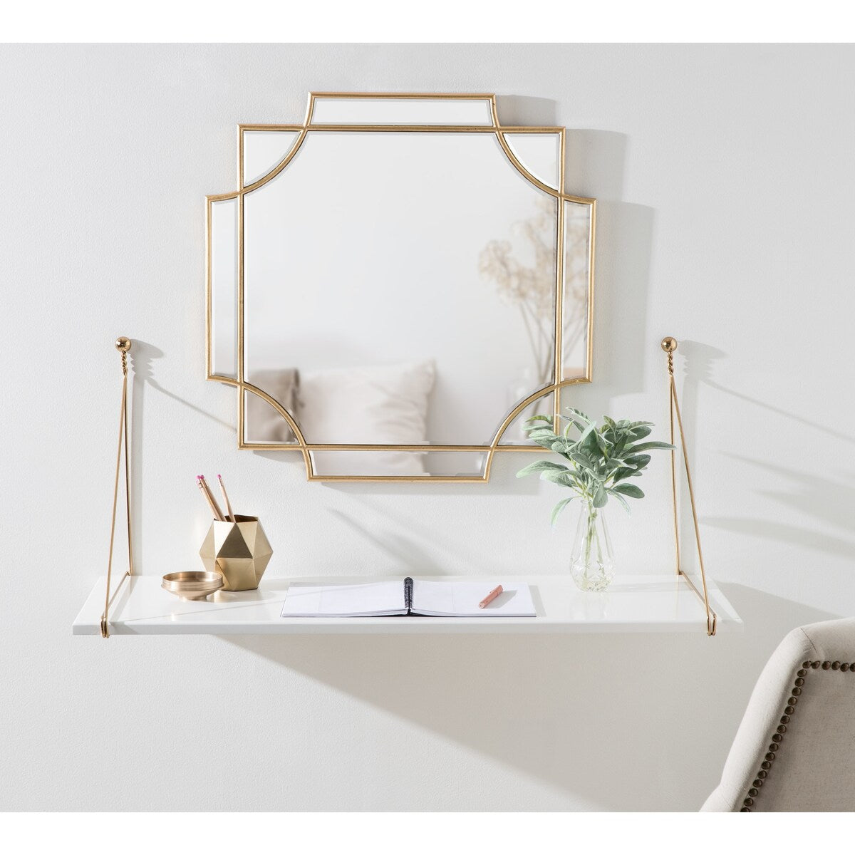 Miroir mural décoratif traditionnel encadré Kate et Laurel Minuette