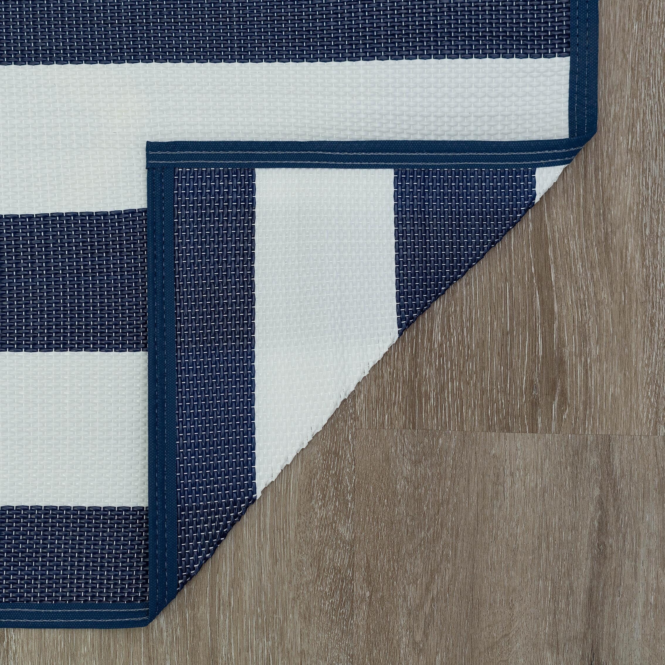 Tapis d'intérieur et d'extérieur à rayures de plage Lalune