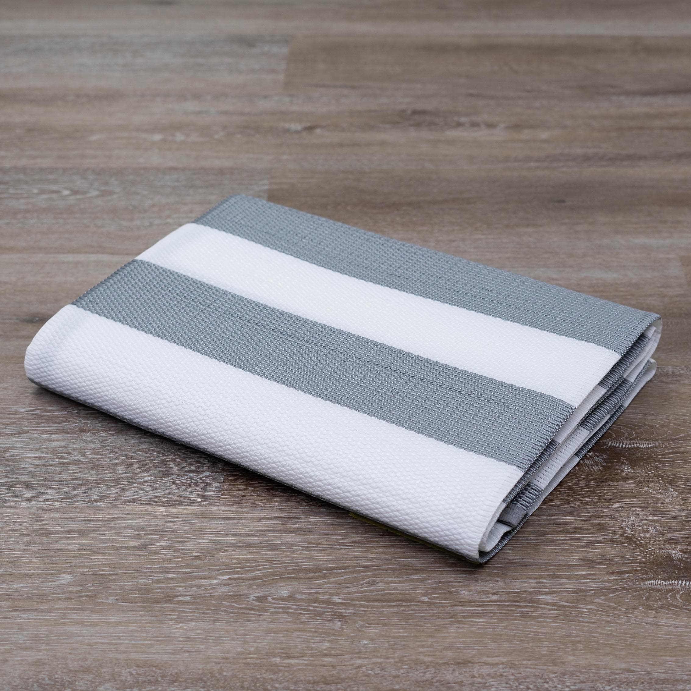 Tapis d'intérieur et d'extérieur à rayures de plage Lalune