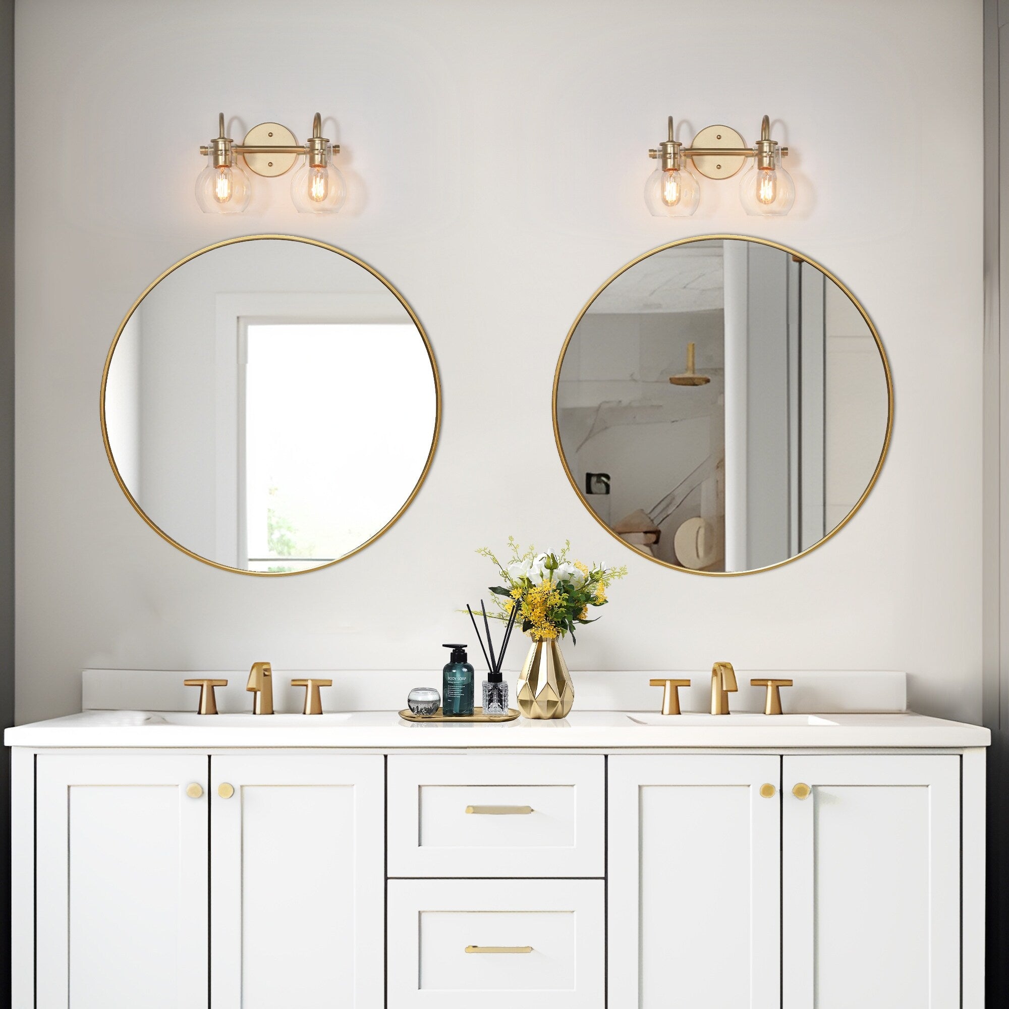 Modern 2/3/4/5-Light Bathroom Vanity Light Globe Glass Wall Sconce Minimalist Design