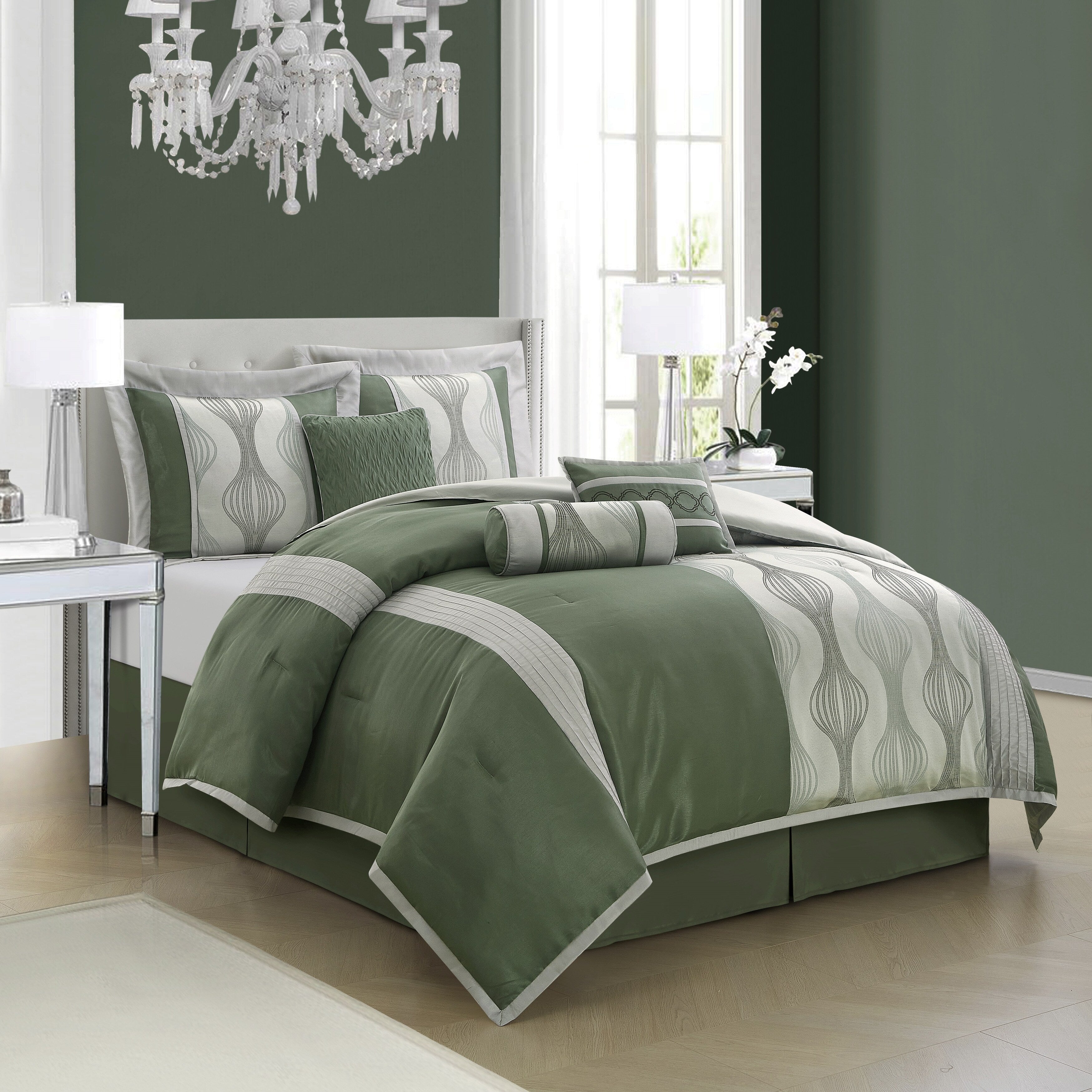 Nanshing Daniella 7-Piece Modern Geometric Comforter Set