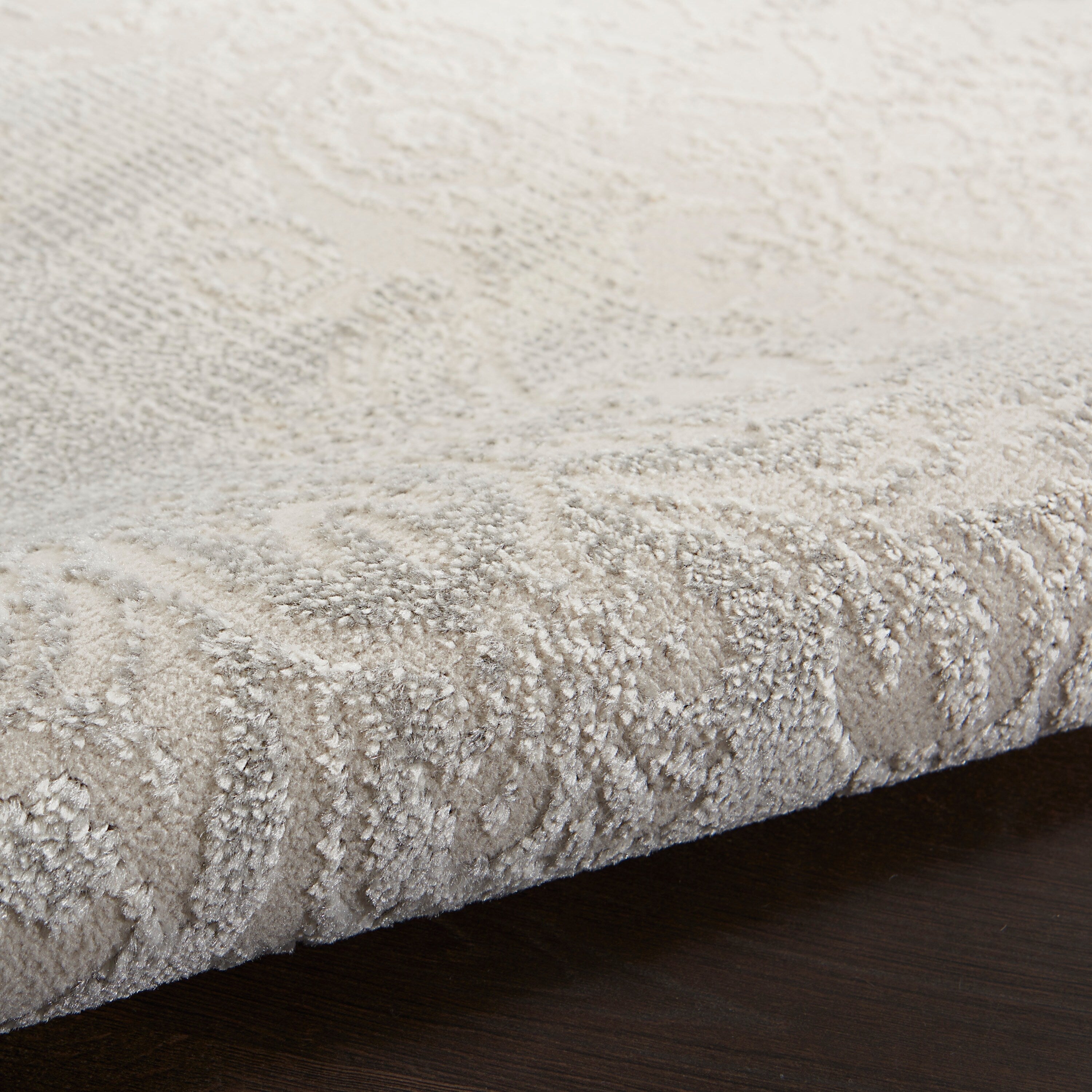 Tapis Nourison Elation à motif damassé de style campagne française