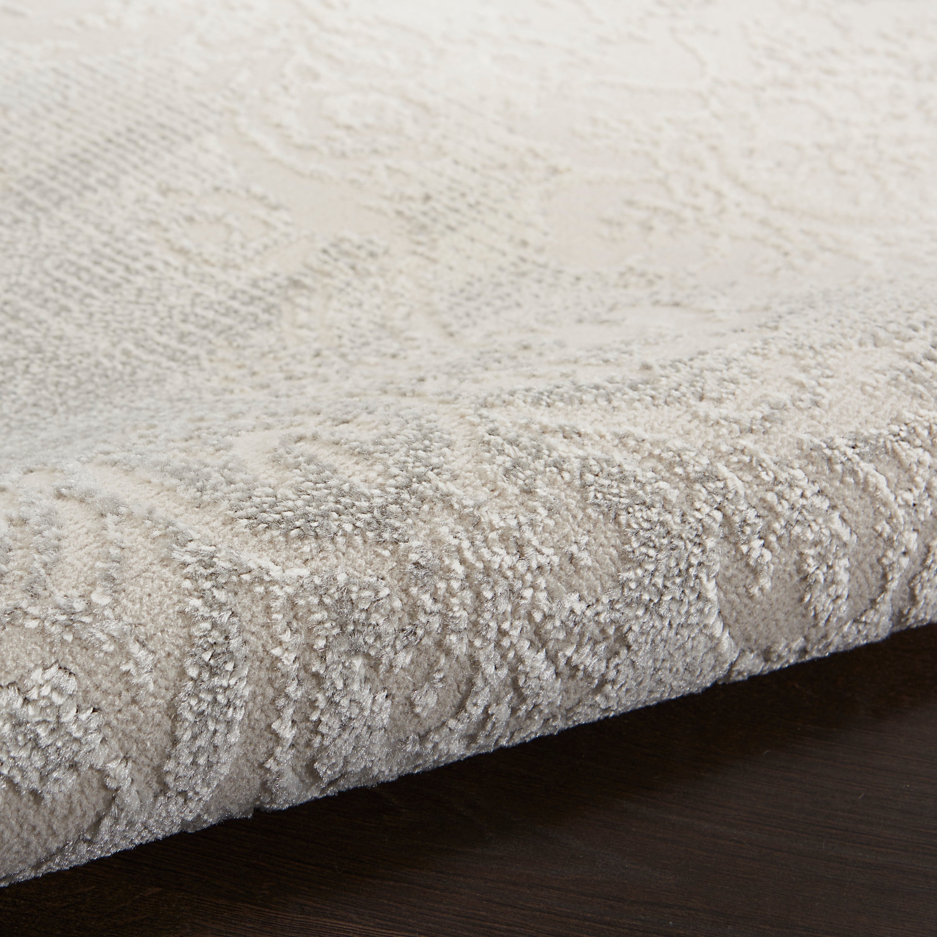 Tapis Nourison Elation à motif damassé de style campagne française