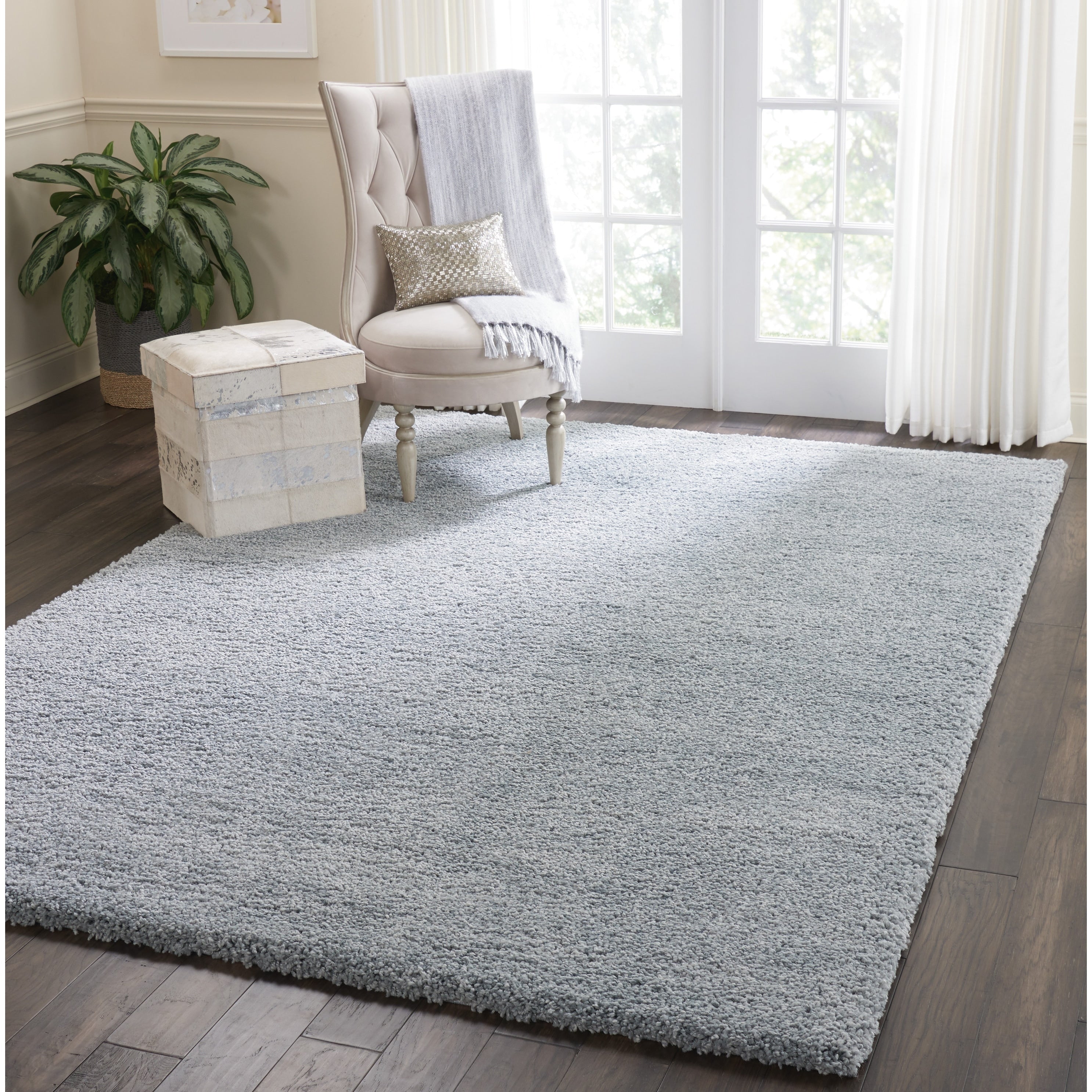 Tapis moderne en peluche solide Nourison Malibu Shag