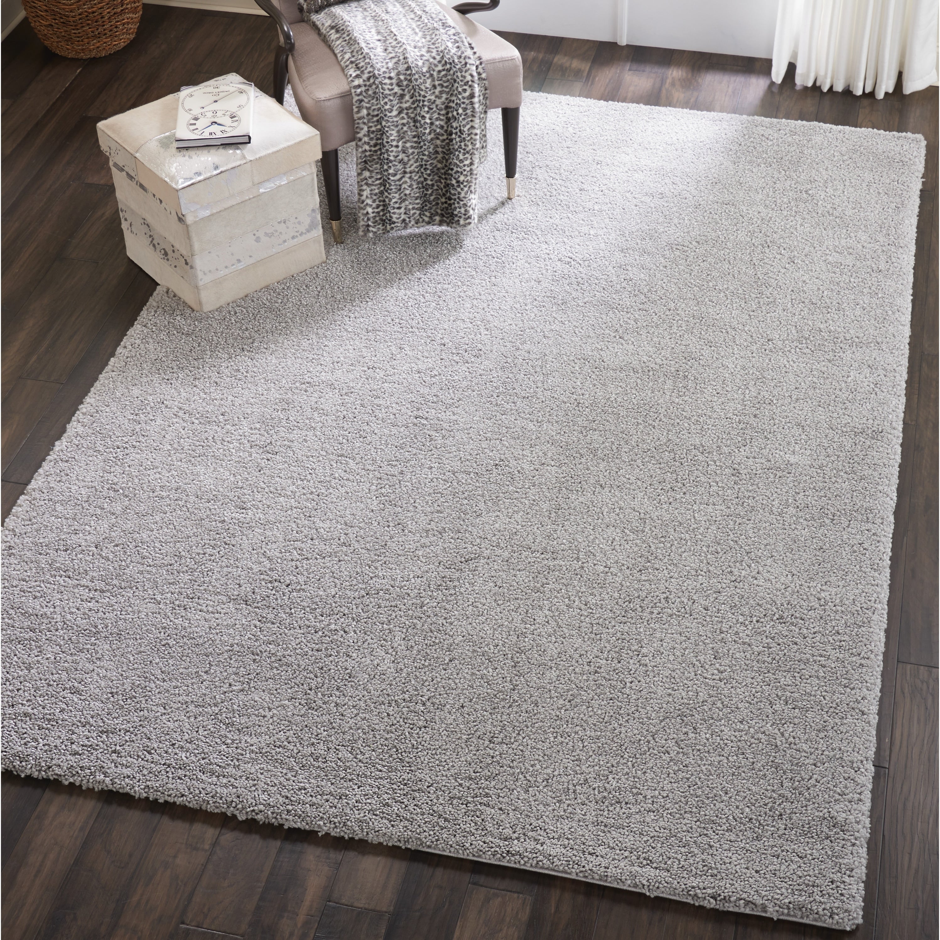 Tapis moderne en peluche solide Nourison Malibu Shag