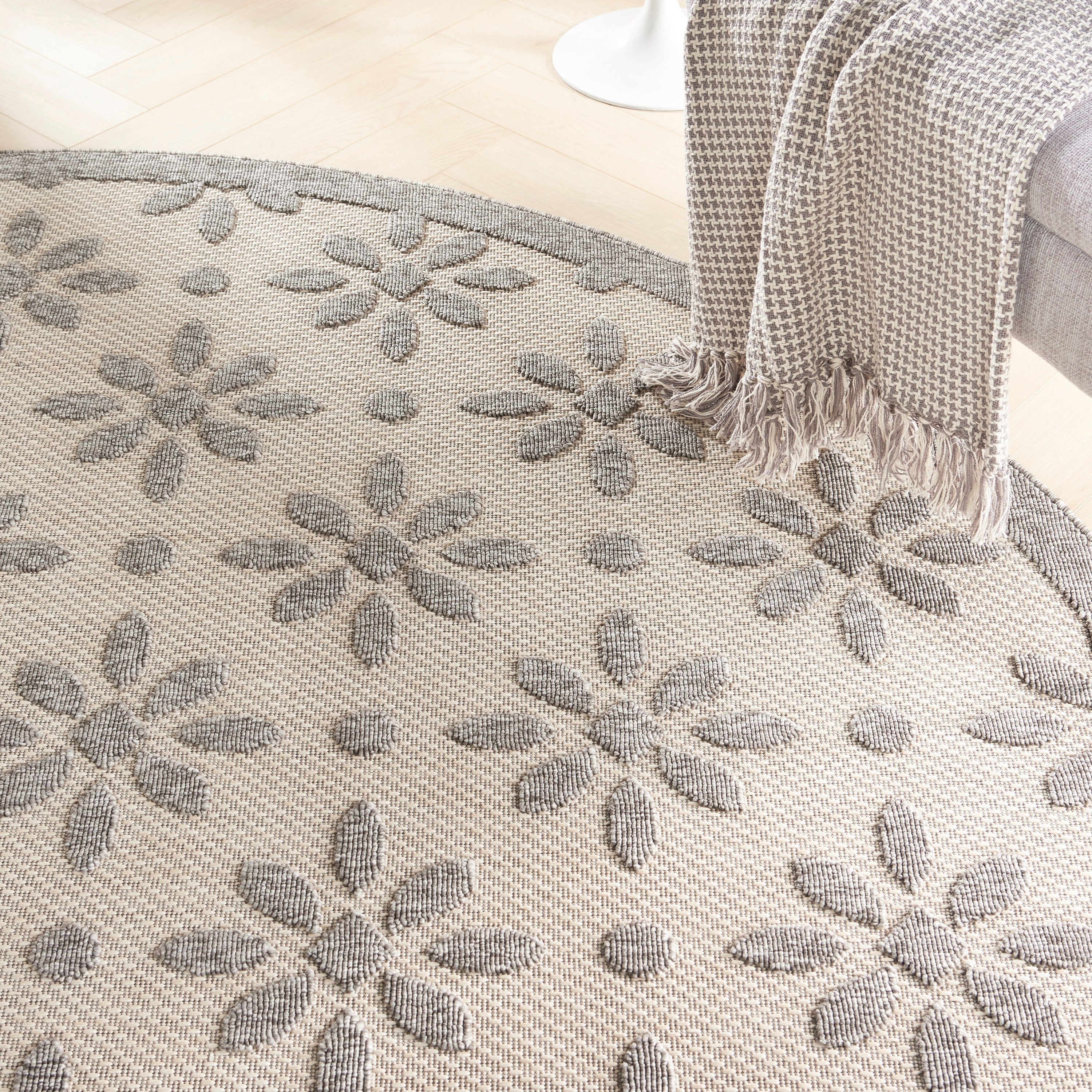 Tapis d'intérieur et d'extérieur géométrique moderne à motif floral et haut-bas Nourison Palamos