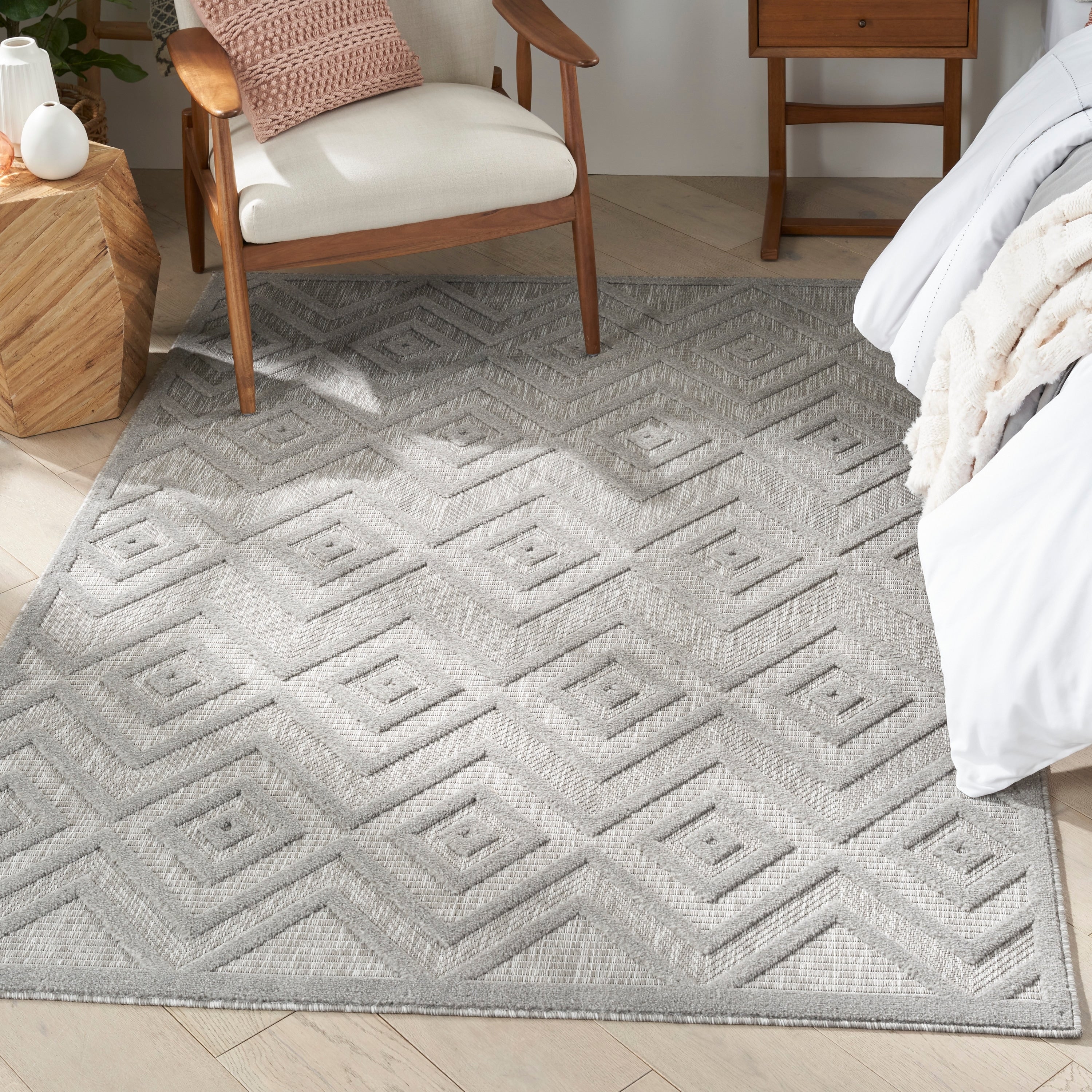 Tapis géométrique polyvalent à tissage plat pour intérieur/extérieur Nourison