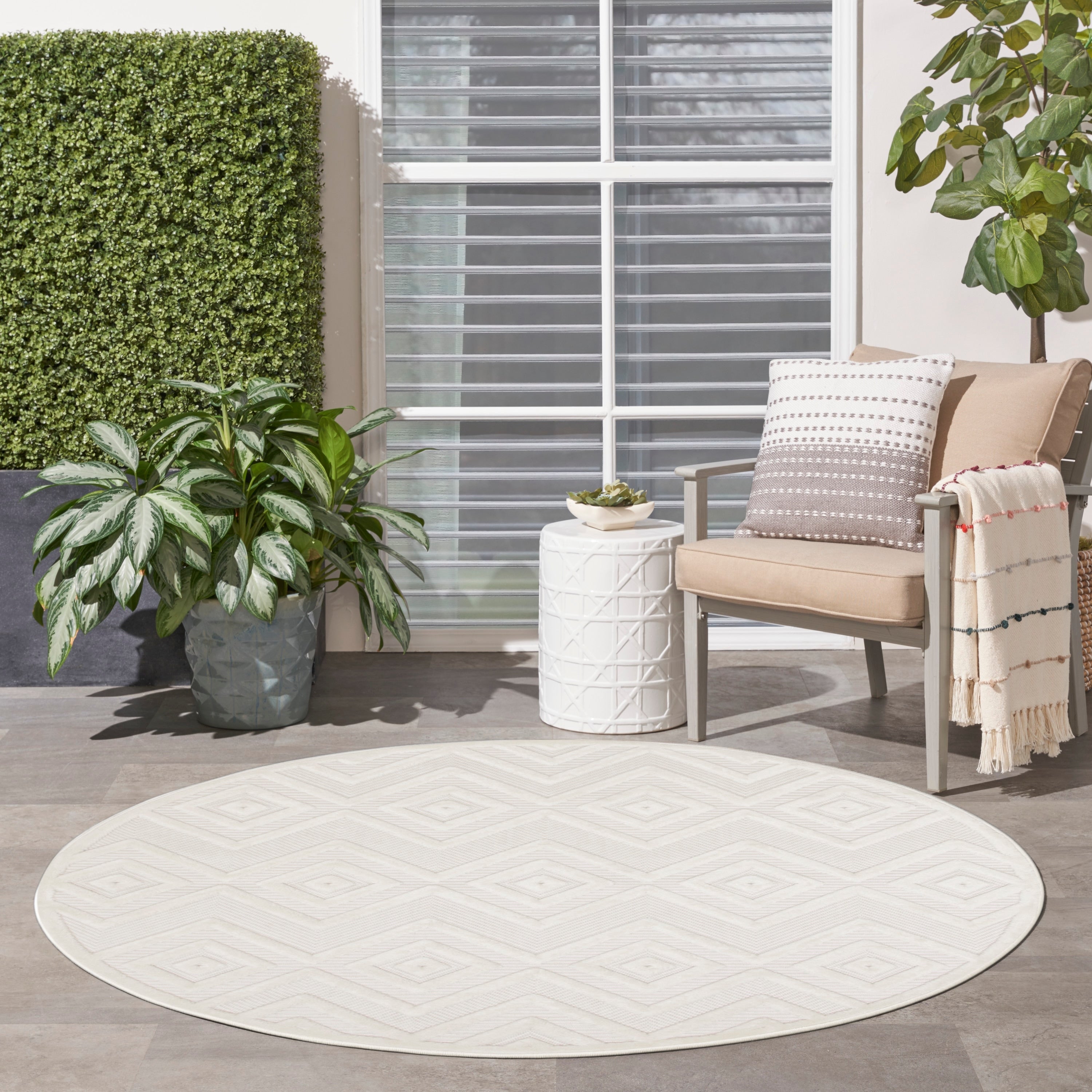 Tapis géométrique polyvalent à tissage plat pour intérieur/extérieur Nourison