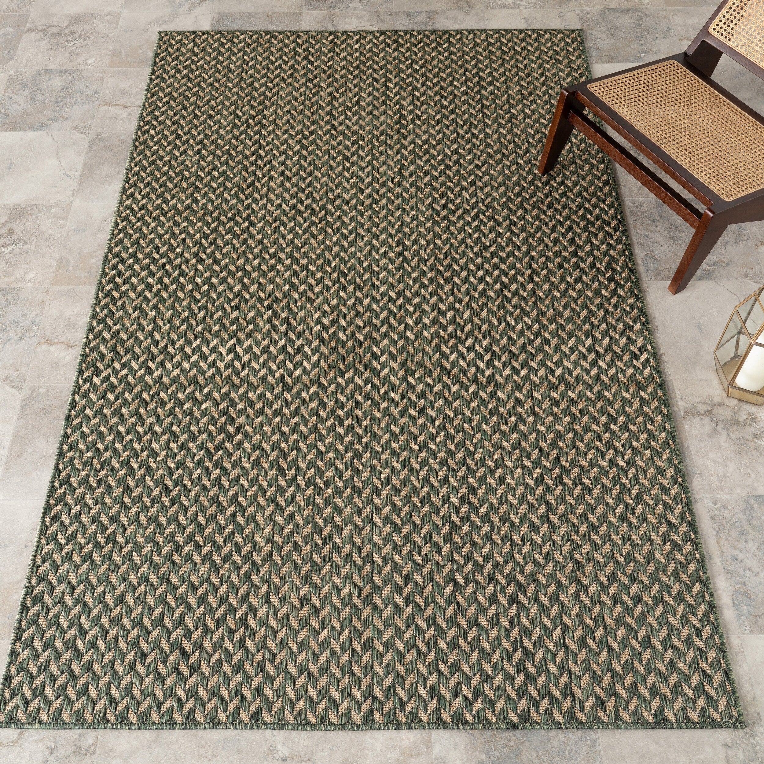 Tapis d'intérieur/extérieur à chevrons Nuloom Camryn