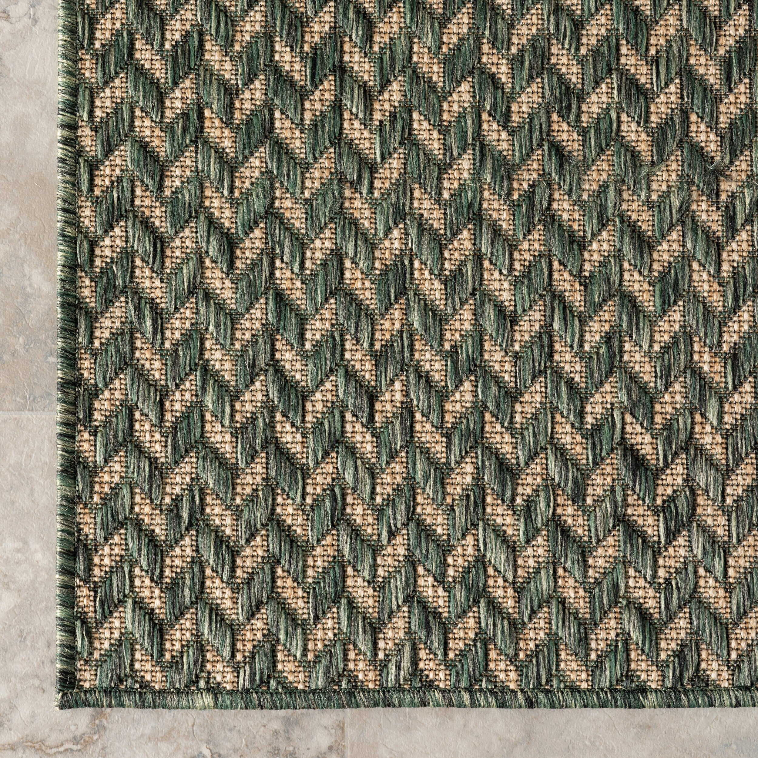Tapis d'intérieur/extérieur à chevrons Nuloom Camryn