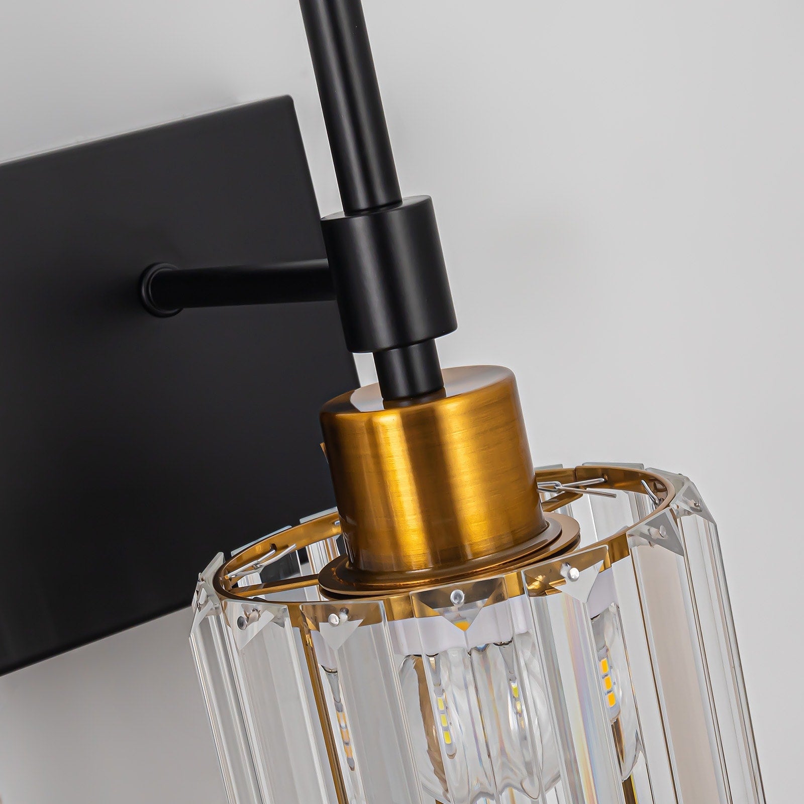 Appliques murales modernes à intensité variable pour salle de bain avec abat-jour en cristal