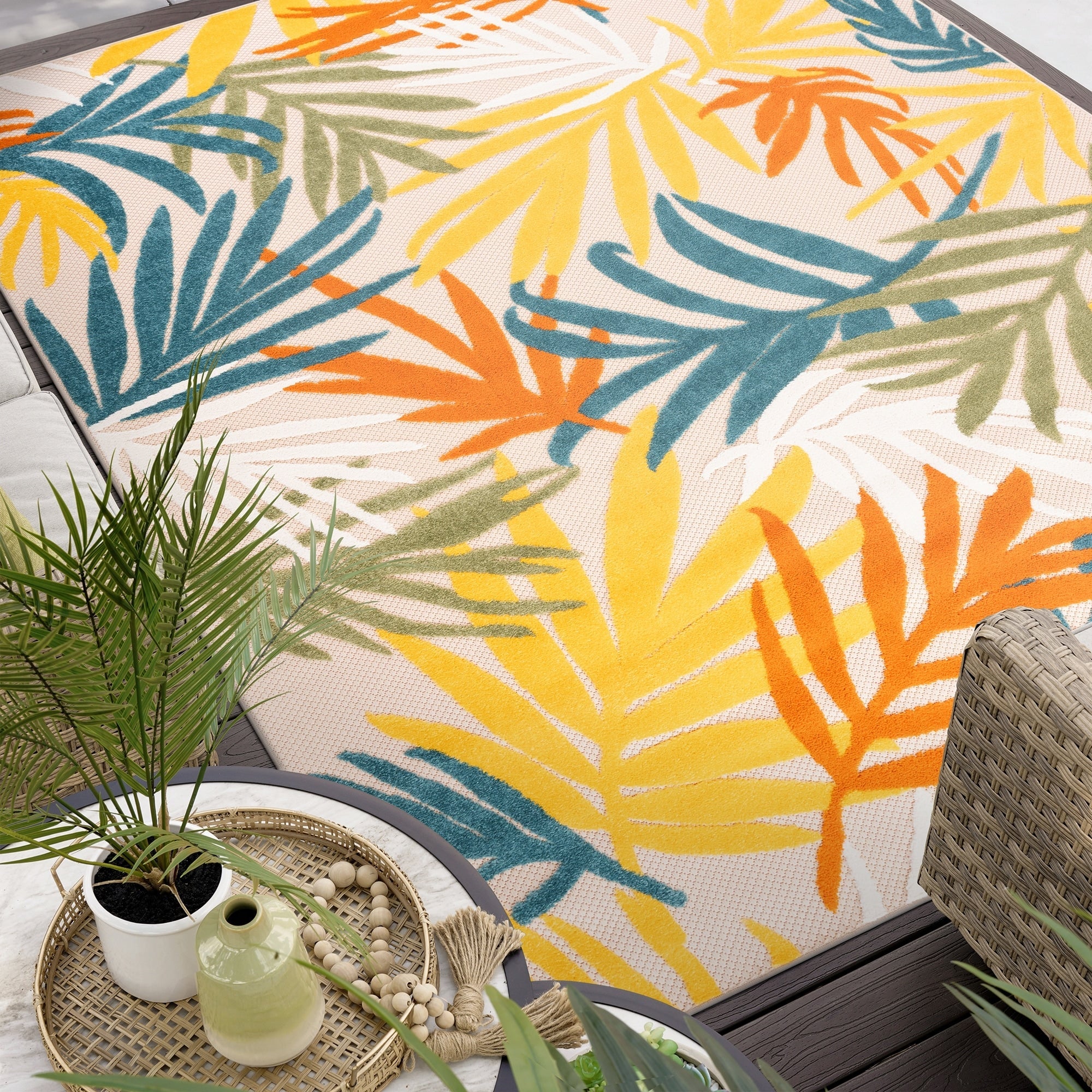 Tapis d'intérieur/extérieur à motif floral côtier Origin.