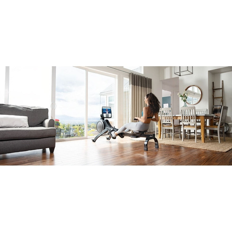 ProForm 750R ; Rameur avec 5 écrans, support de tablette intégré et design compact