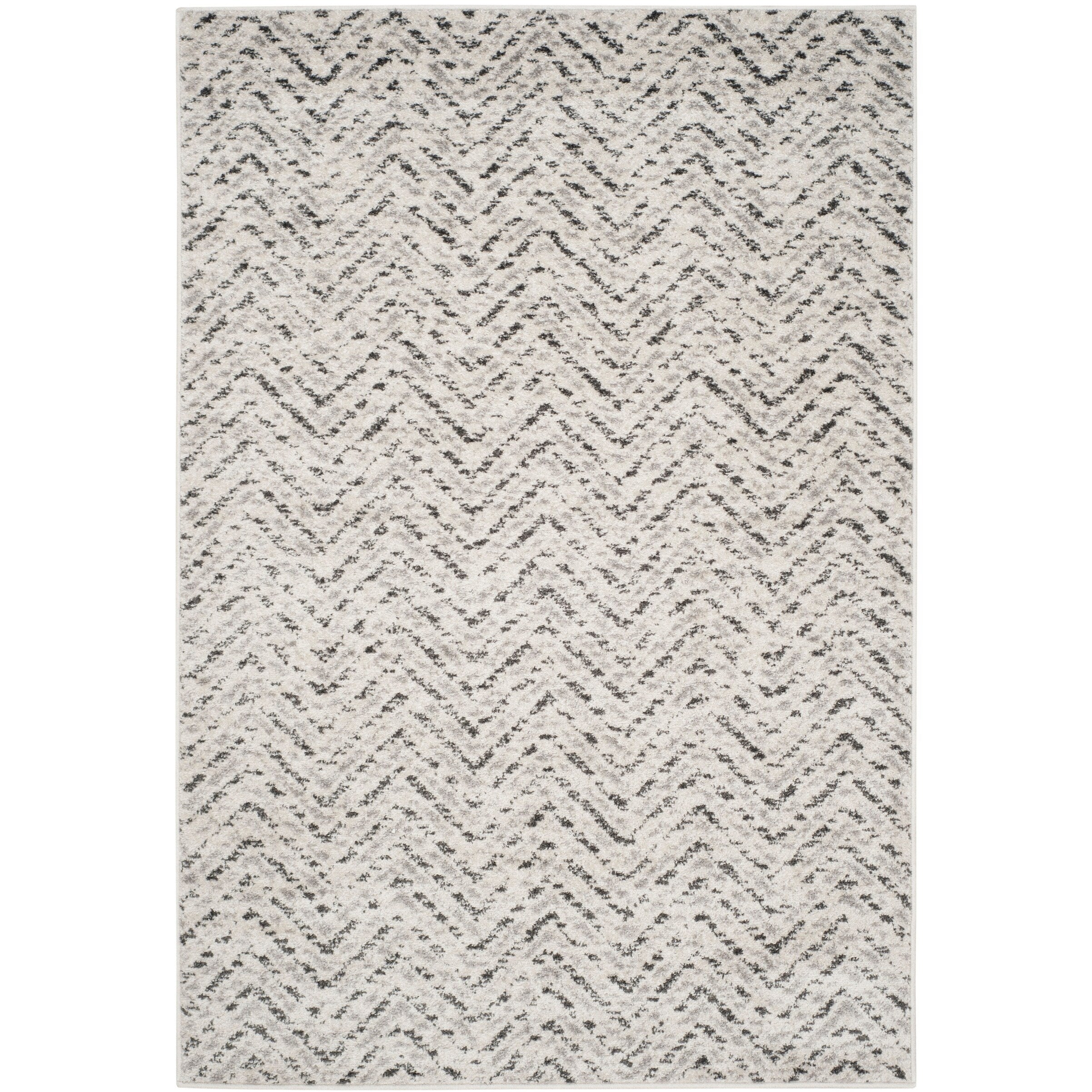 Tapis Adirondack Hildegard Chevron vieilli SAFAVIEH