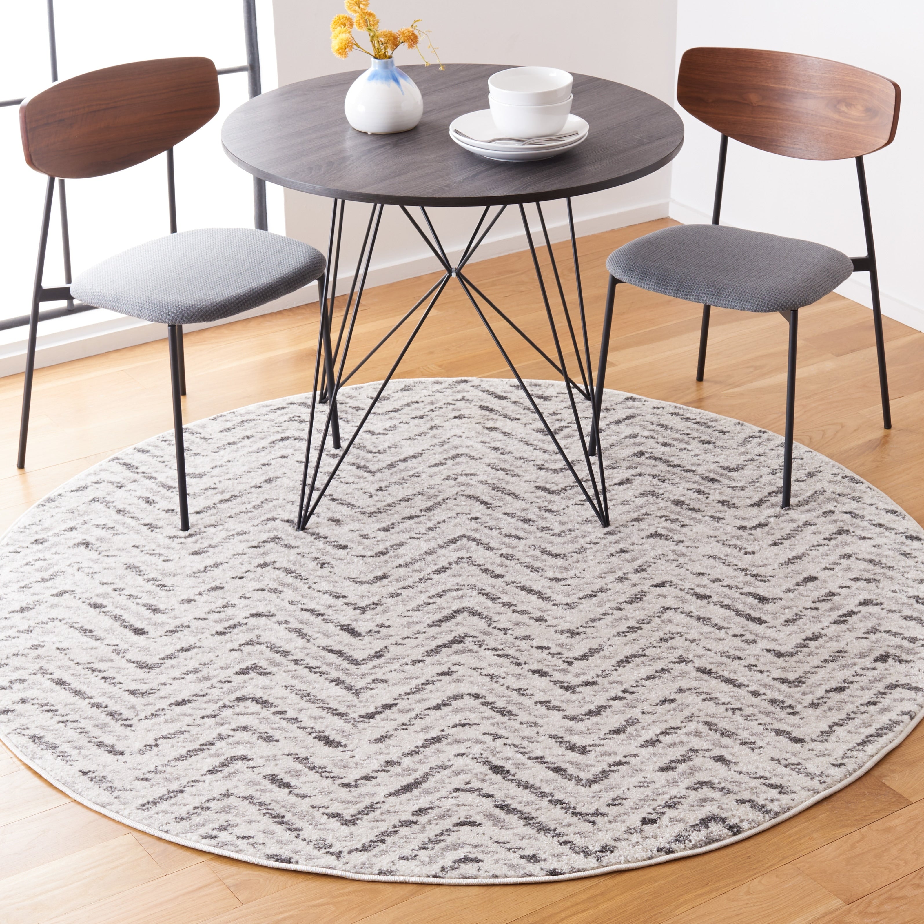 Tapis Adirondack Hildegard Chevron vieilli SAFAVIEH
