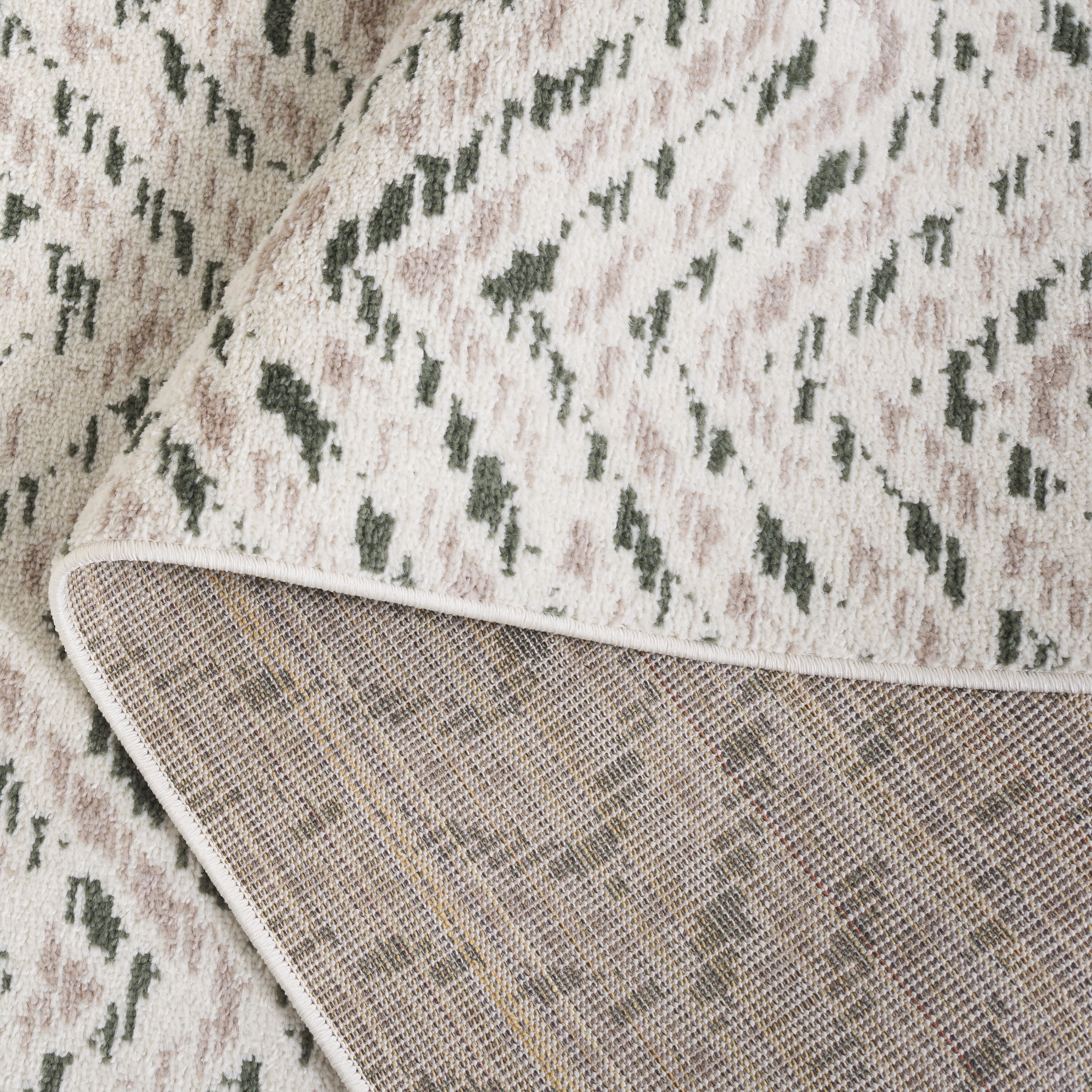 Tapis Adirondack Hildegard Chevron vieilli SAFAVIEH