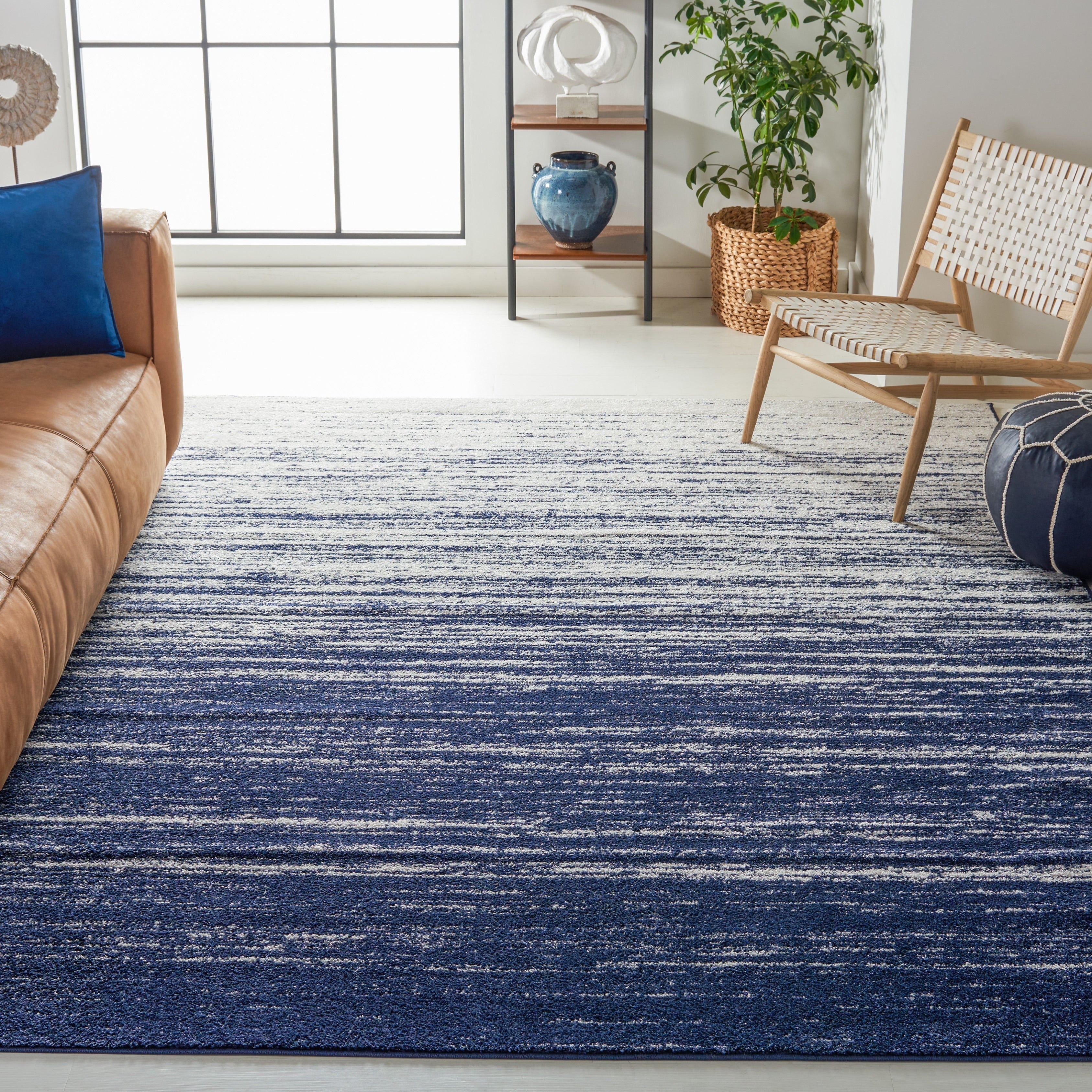 Tapis Adirondack Mieko moderne ombré vieilli SAFAVIEH
