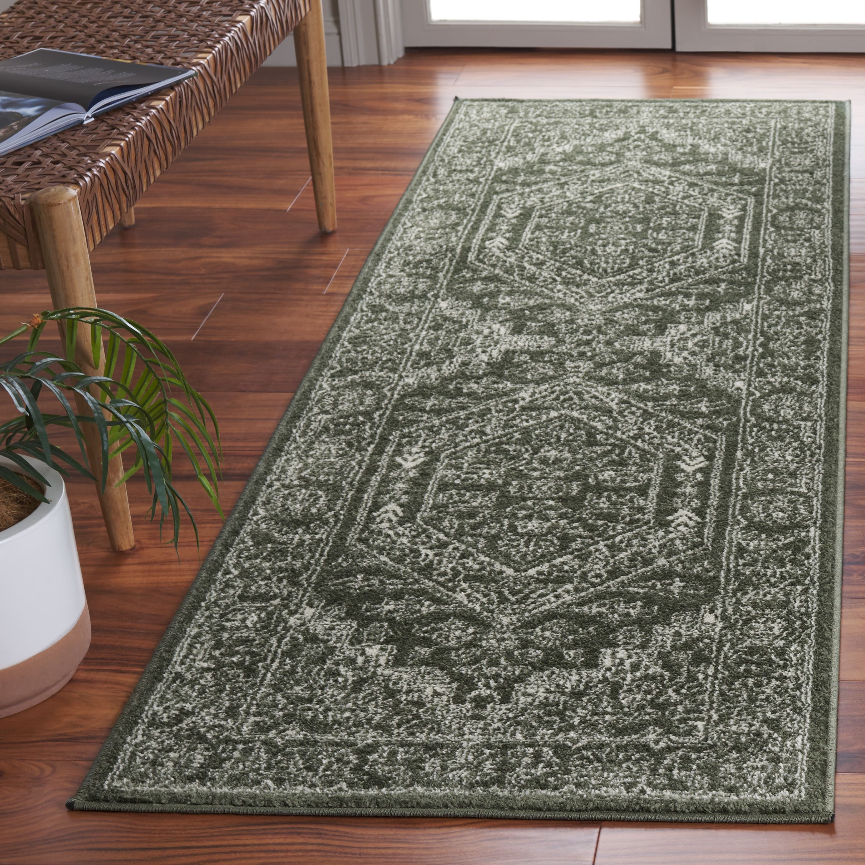 Tapis médaillon oriental rustique Adirondack Sian de SAFAVIEH