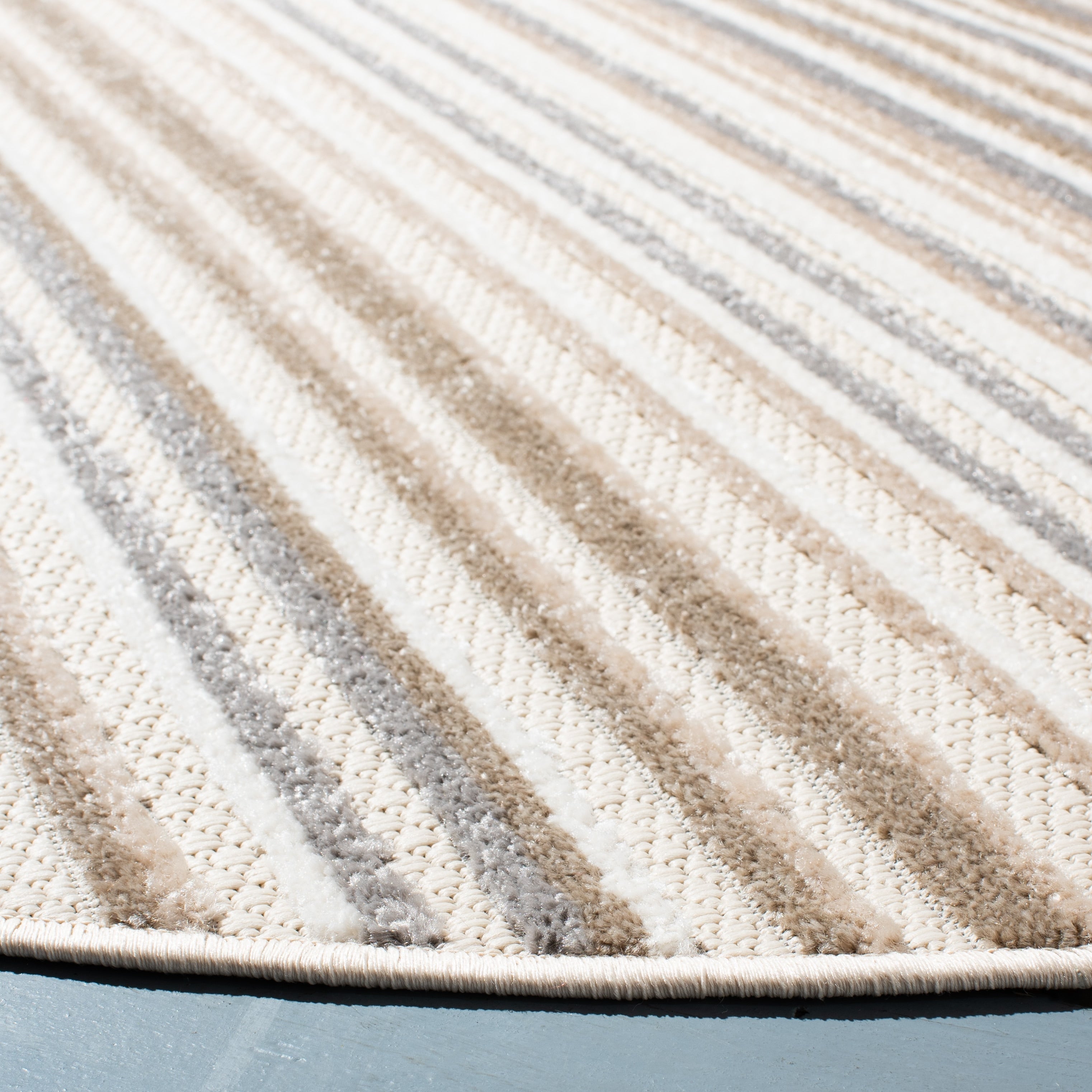Tapis de patio imperméable à rayures pour intérieur/extérieur SAFAVIEH Cabana Gafia