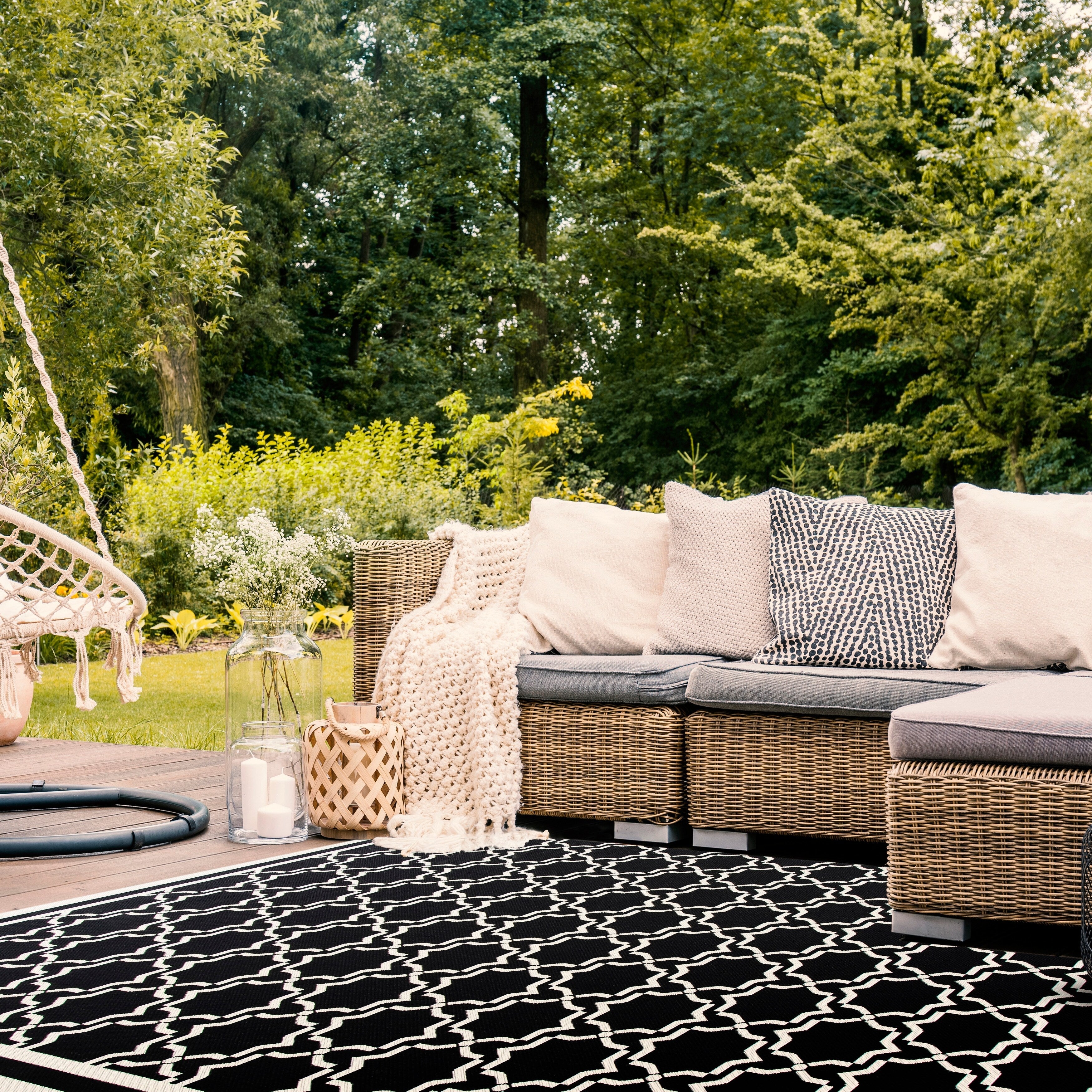 Tapis de jardin imperméable pour intérieur/extérieur SAFAVIEH Courtyard Gulsin