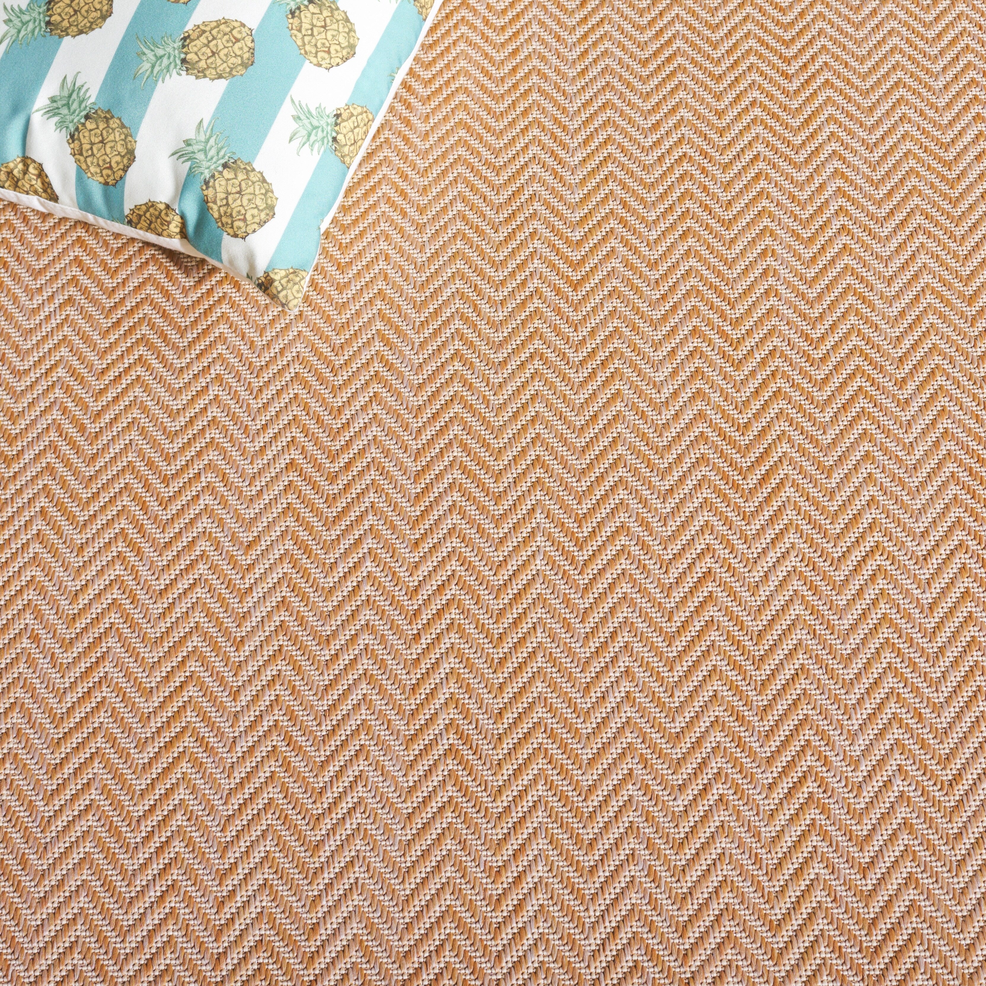 Tapis de jardin imperméable pour intérieur/extérieur SAFAVIEH Courtyard Ilmur