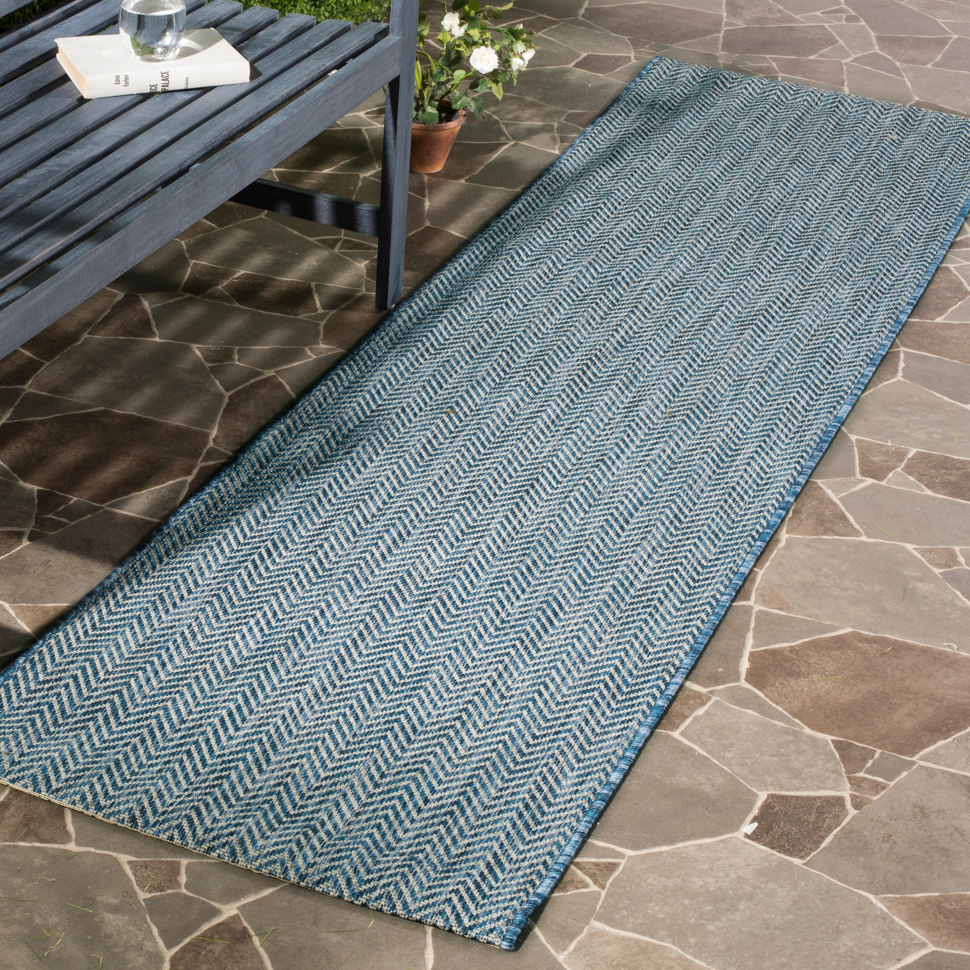 Tapis de jardin imperméable pour intérieur/extérieur SAFAVIEH Courtyard Ilmur