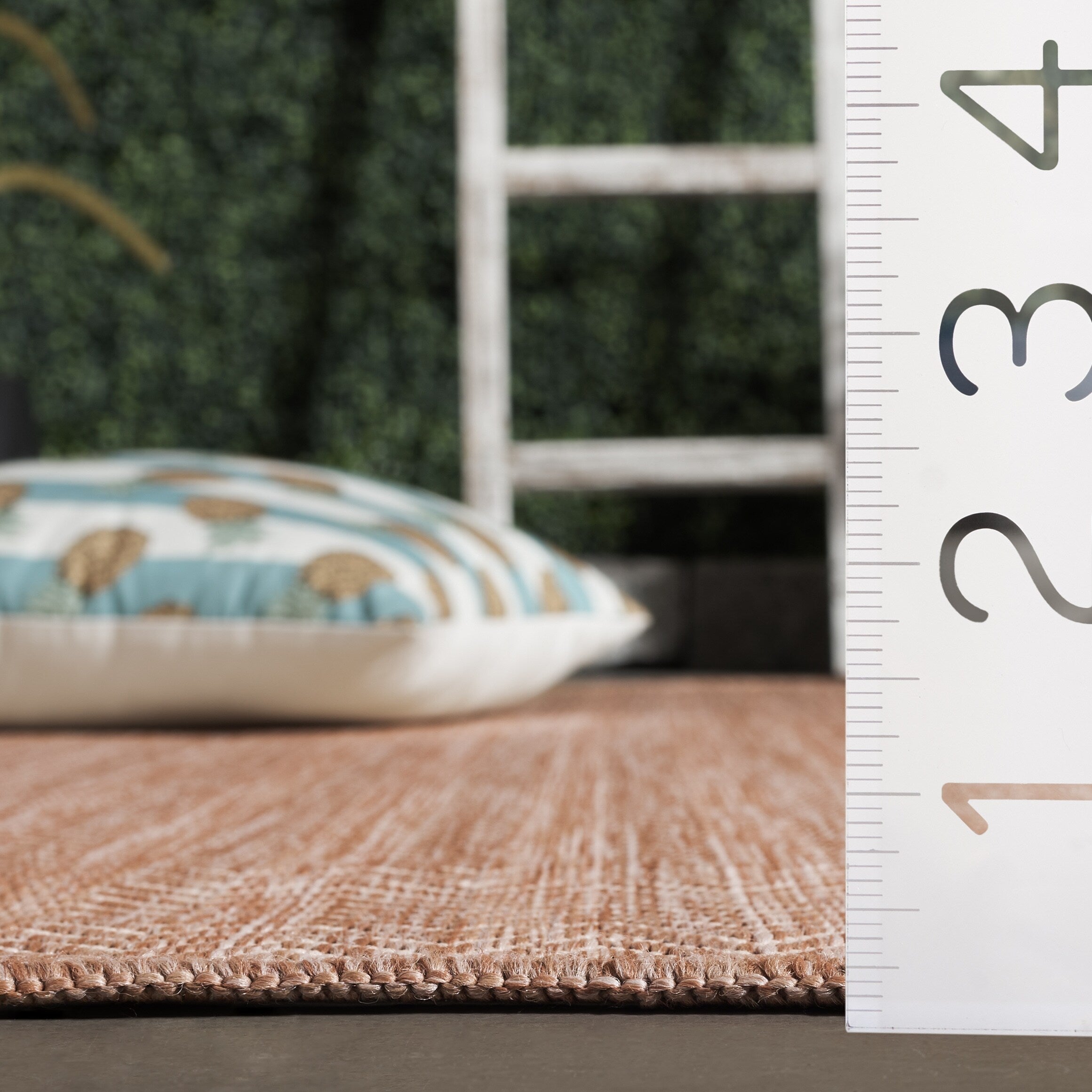 Tapis de jardin imperméable pour intérieur/extérieur SAFAVIEH Courtyard Ilmur