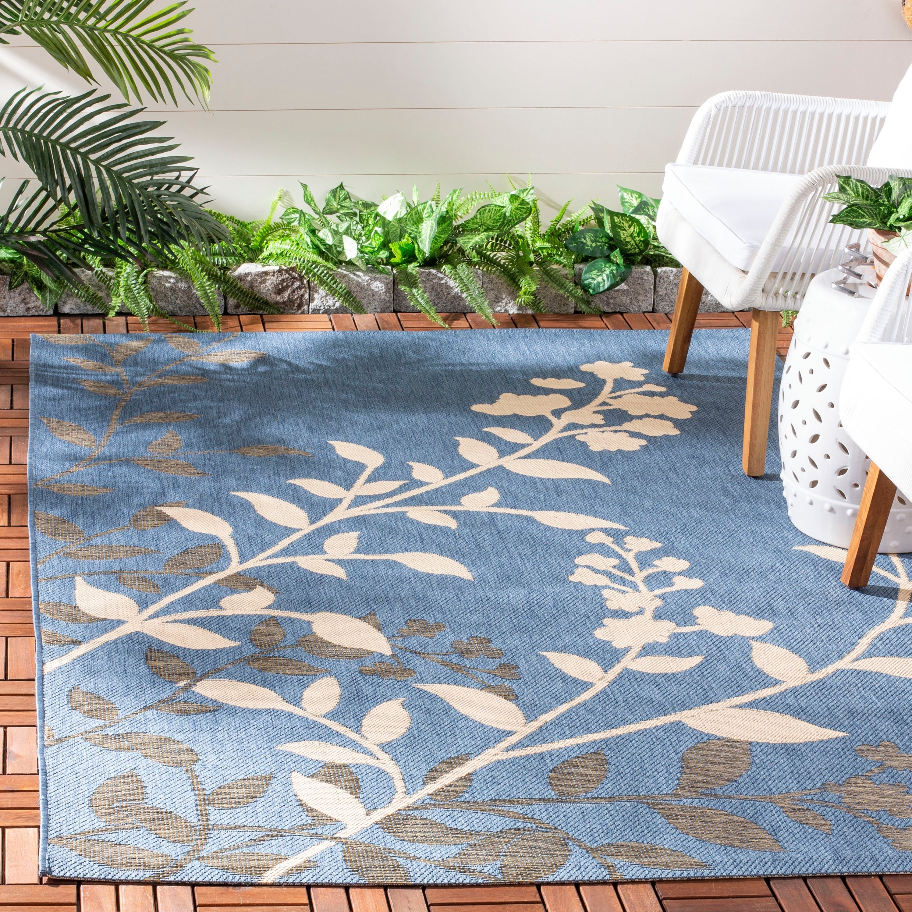 Tapis de jardin imperméable d'intérieur/extérieur SAFAVIEH Courtyard Luann Botanical
