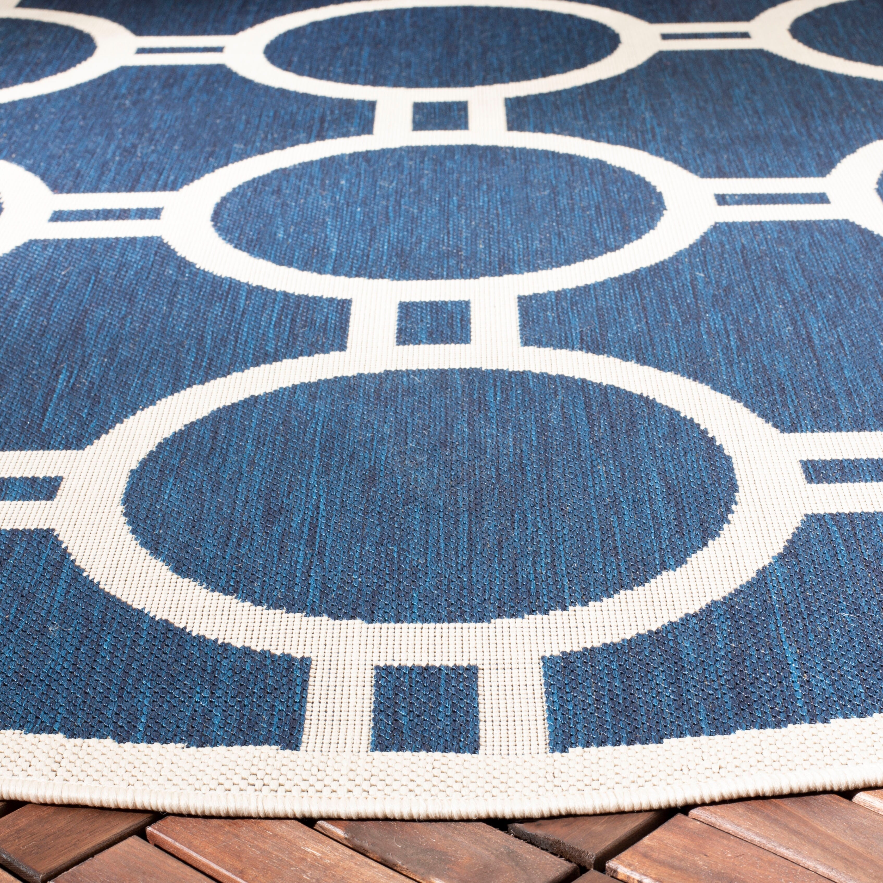 Tapis de jardin imperméable d'intérieur/extérieur SAFAVIEH Courtyard Nira