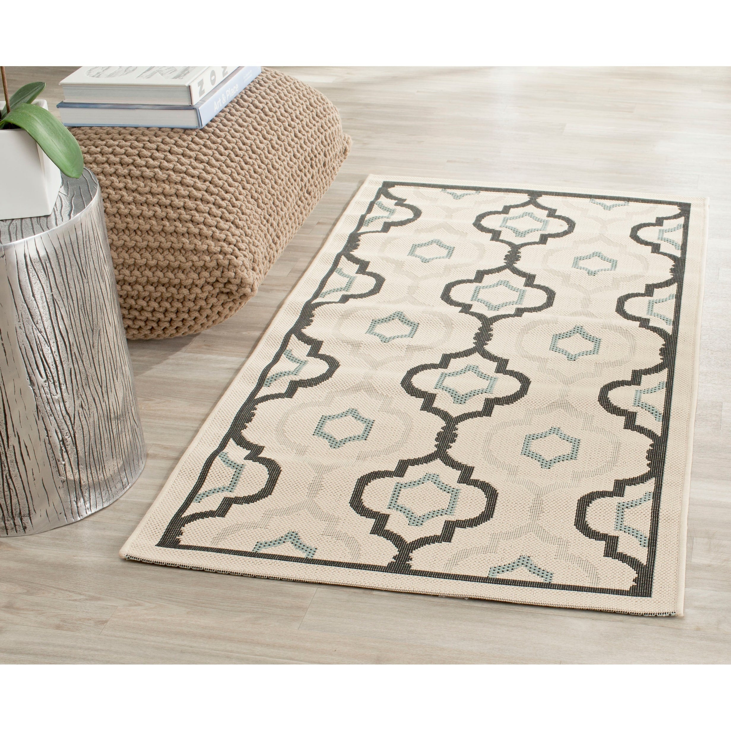 Tapis de jardin imperméable pour intérieur/extérieur SAFAVIEH Courtyard Oyvor