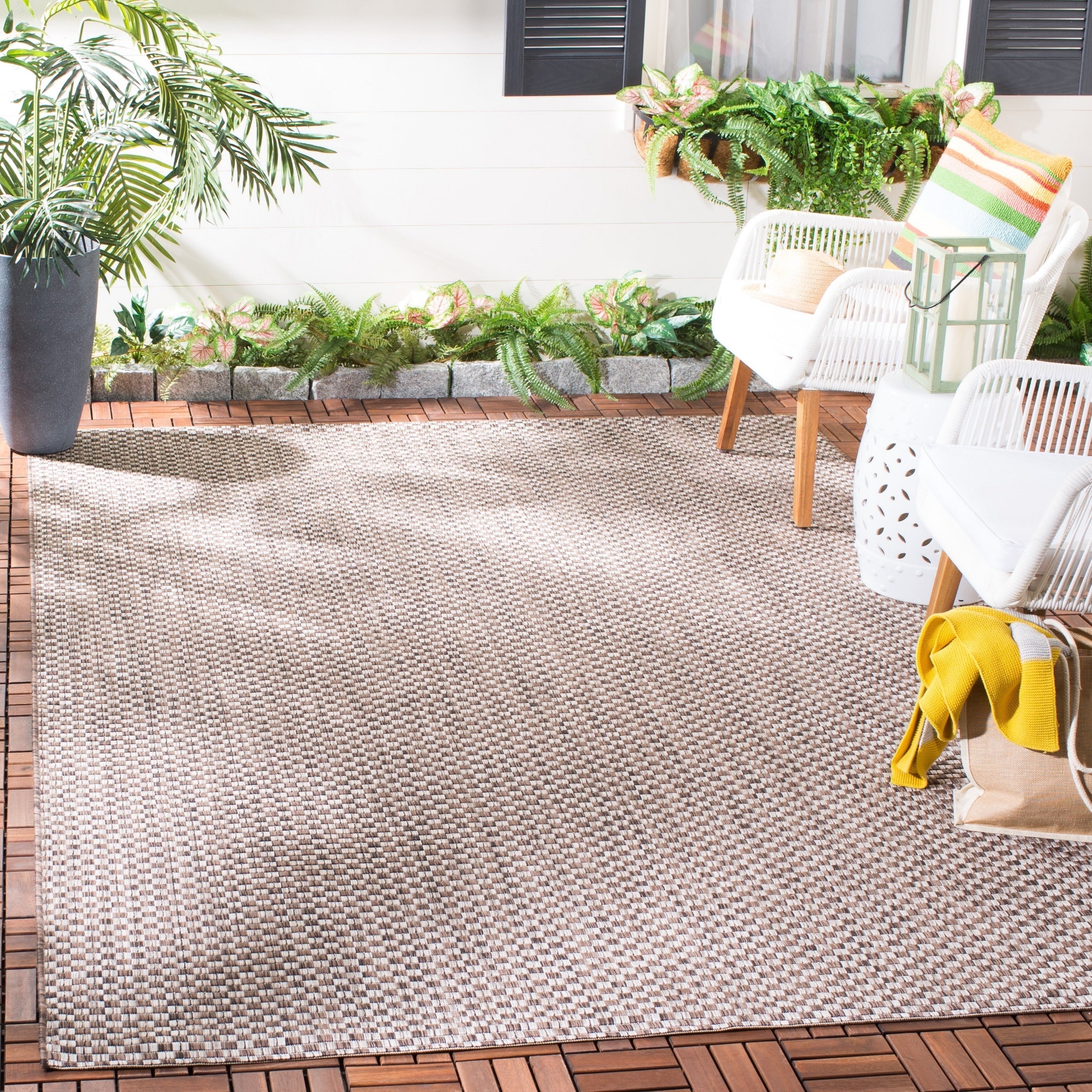 Tapis de jardin imperméable pour intérieur/extérieur SAFAVIEH Courtyard Ragini