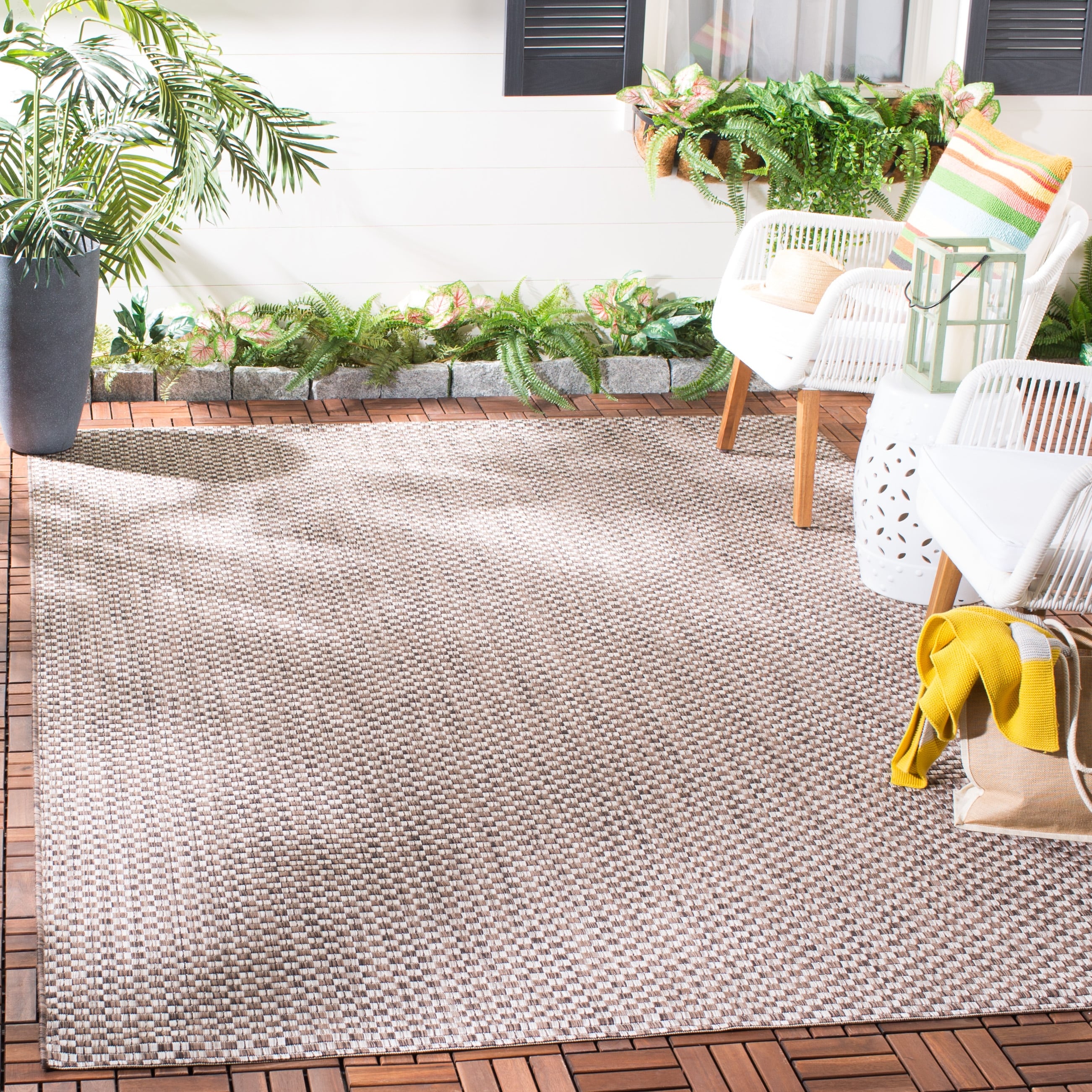 Tapis de jardin imperméable pour intérieur/extérieur SAFAVIEH Courtyard Ragini