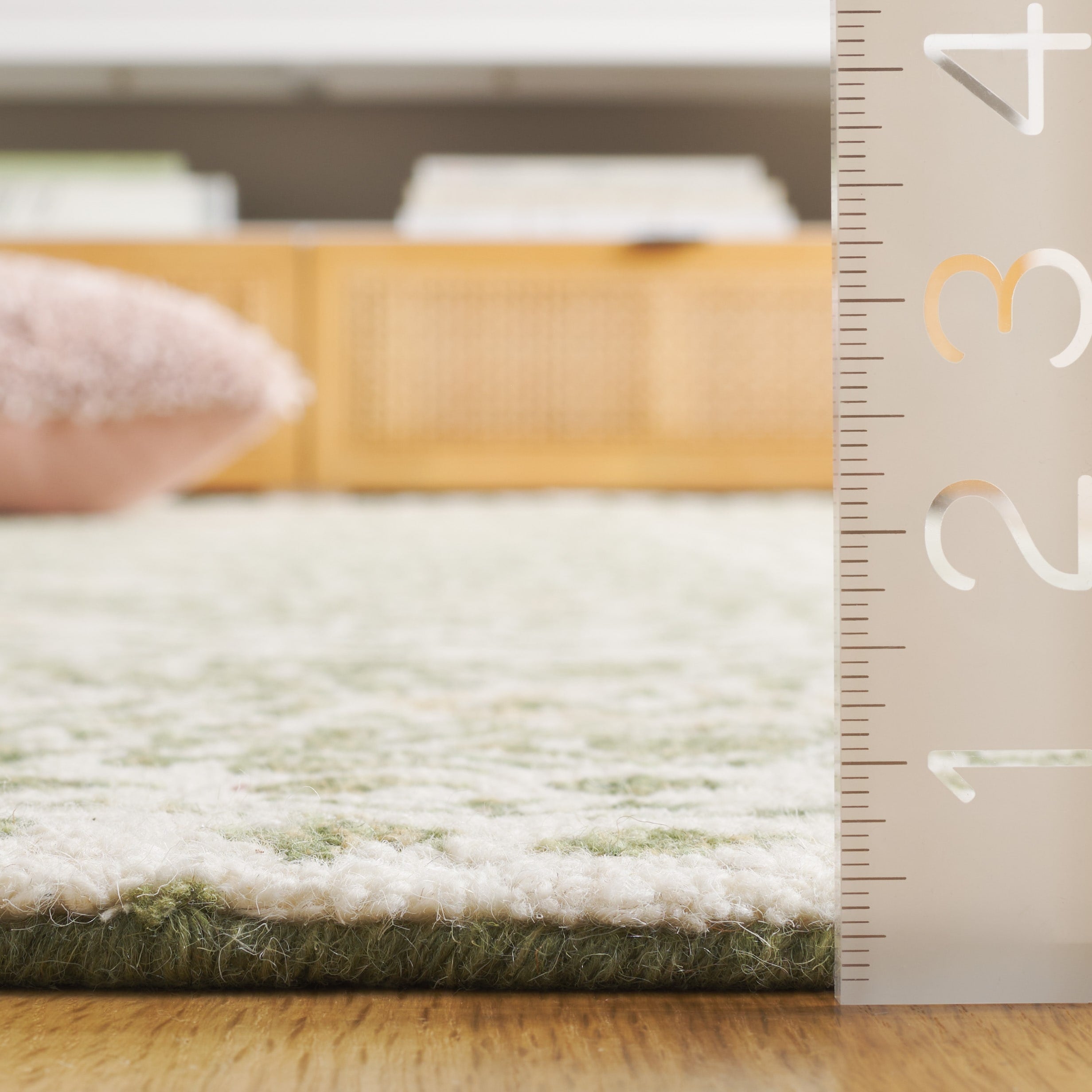 Tapis en laine Lutetia micro-bouclé fait main SAFAVIEH